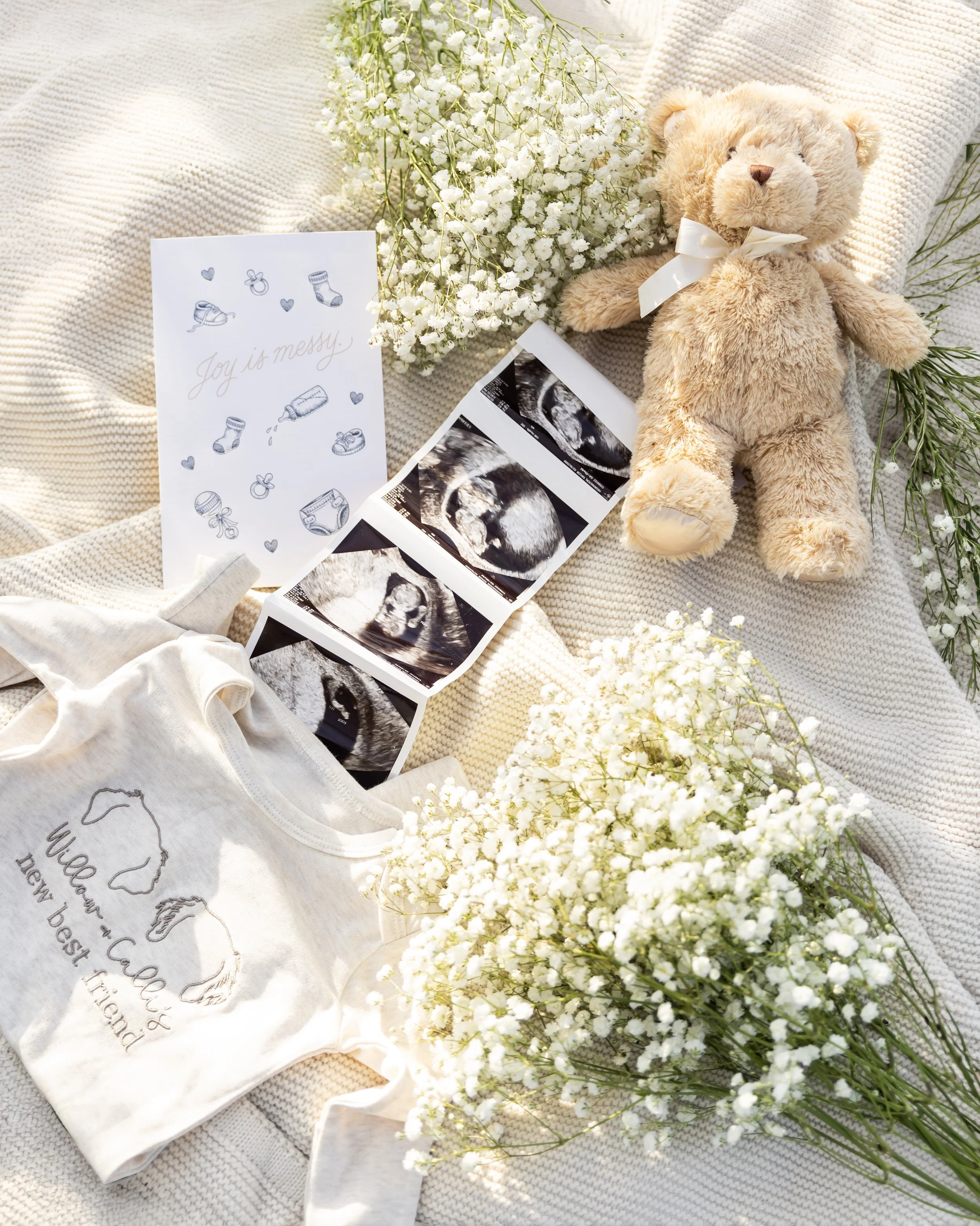 taylorandzachbabyannouncement1.jpg