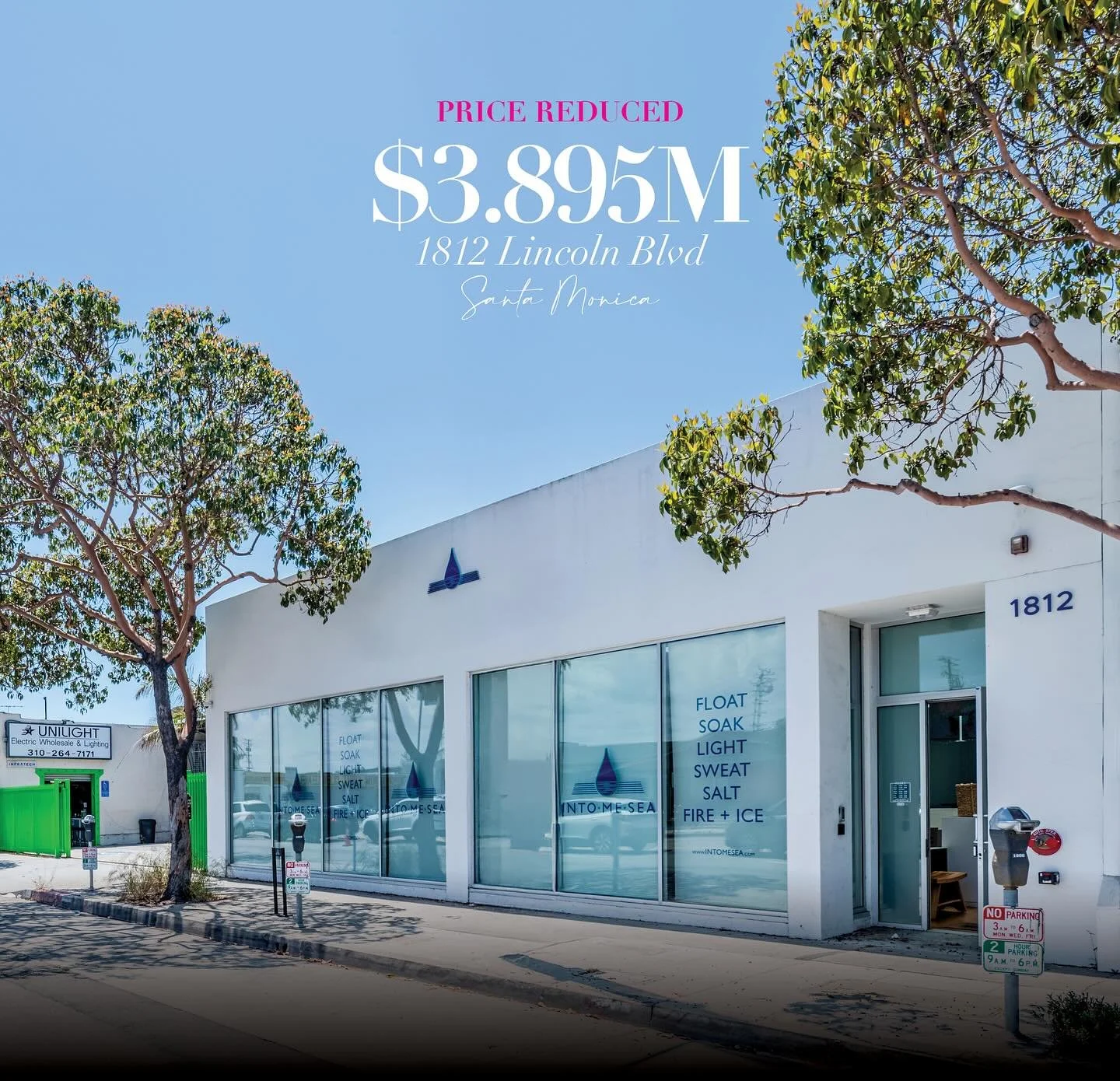 PRICE REDUCED! Newly transformed spa/wellness facility along a dynamic stretch of Lincoln Blvd in Santa Monica between Olympic + Pico Blvd.
BUILDING PRICE: $3,895,000  
BUILDING SIZE: 5,500 SF  
LAND SIZE: 7,004 SF
PPSF (BUI