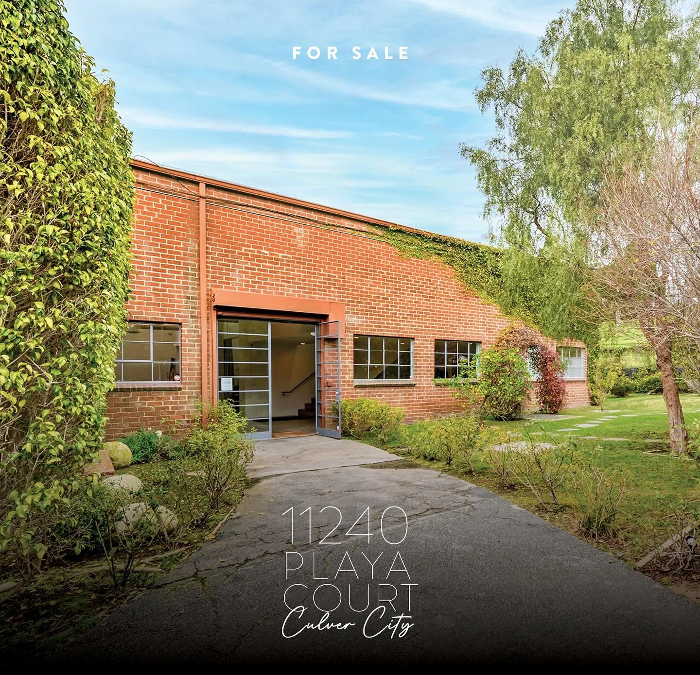 Price Reduced! Creative Compound Office + Warehouse.
OWNER / USER OPPORTUNITY
📍11240 Playa Ct, Culver City
 
Price: $11,995,000
PPSF: $827/SF
Building Size: 14,503 SF
Lot Size: 23,522 SF
Power: 1200AMP, 480 V, 3 phase
Ceiling Height: 12 - 20ft
 
- M