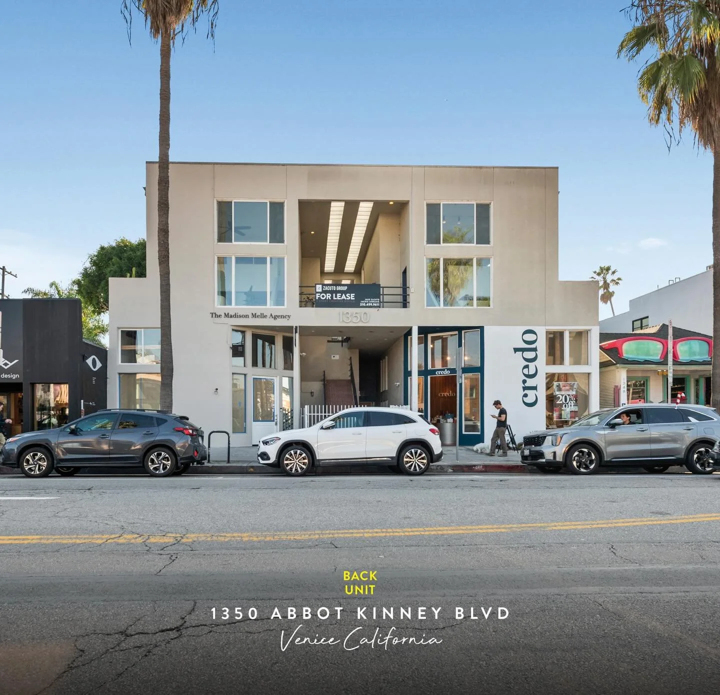 For Lease: Recently renovated Creative Office/ Loft space on Abbot Kinney Blvd in Venice. Available for immediate move-in.📍1350 Abbot Kinney Blvd
 
- &plusmn;3,744 SF
- Term: Negotiable
- 5 parking space
- Two level loft space with a mix of offices,