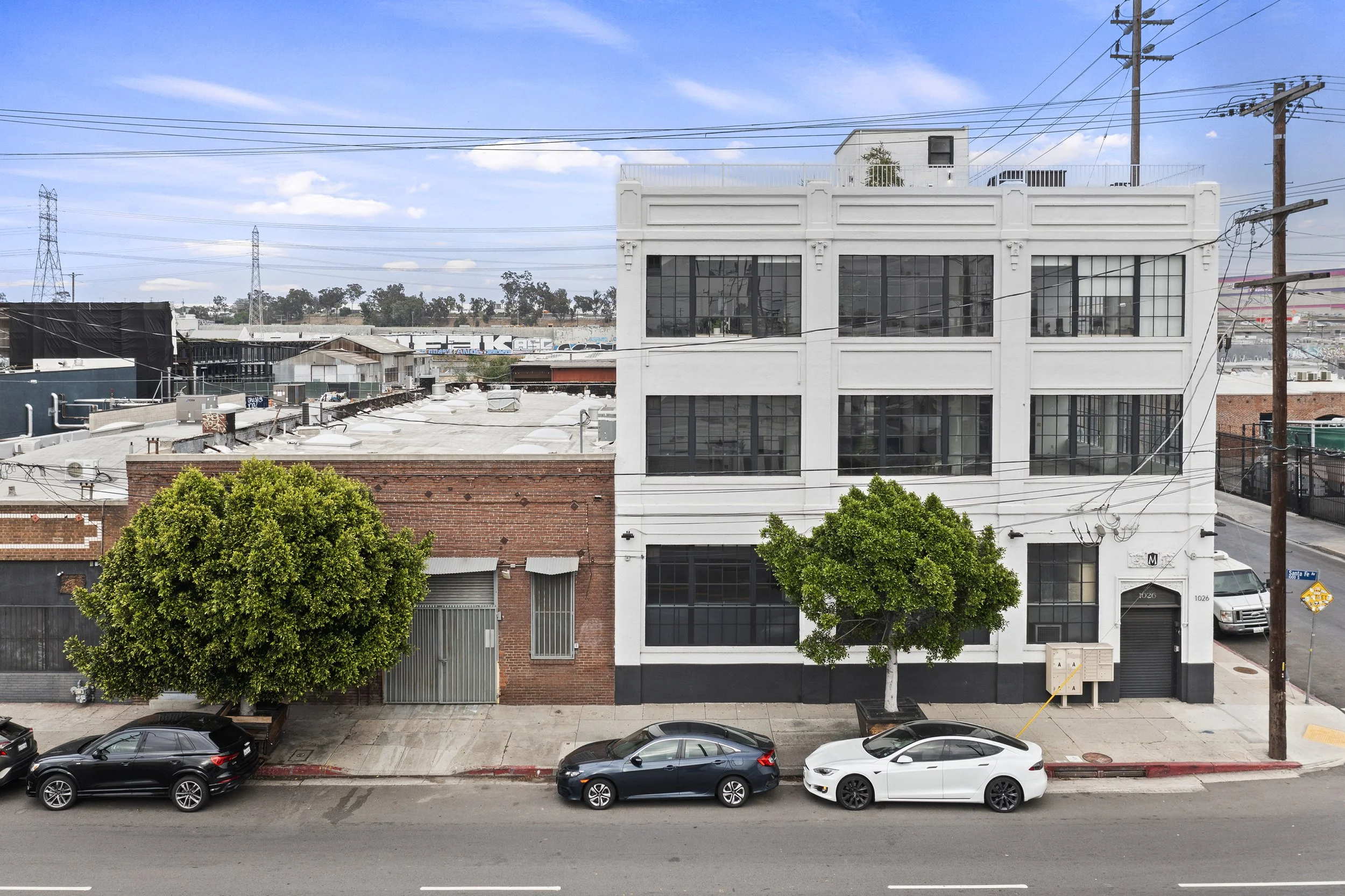 FOR SALE
1022+1026 S Santa Fe Ave, DTLA
Warehouse + Creative Office Portfolio