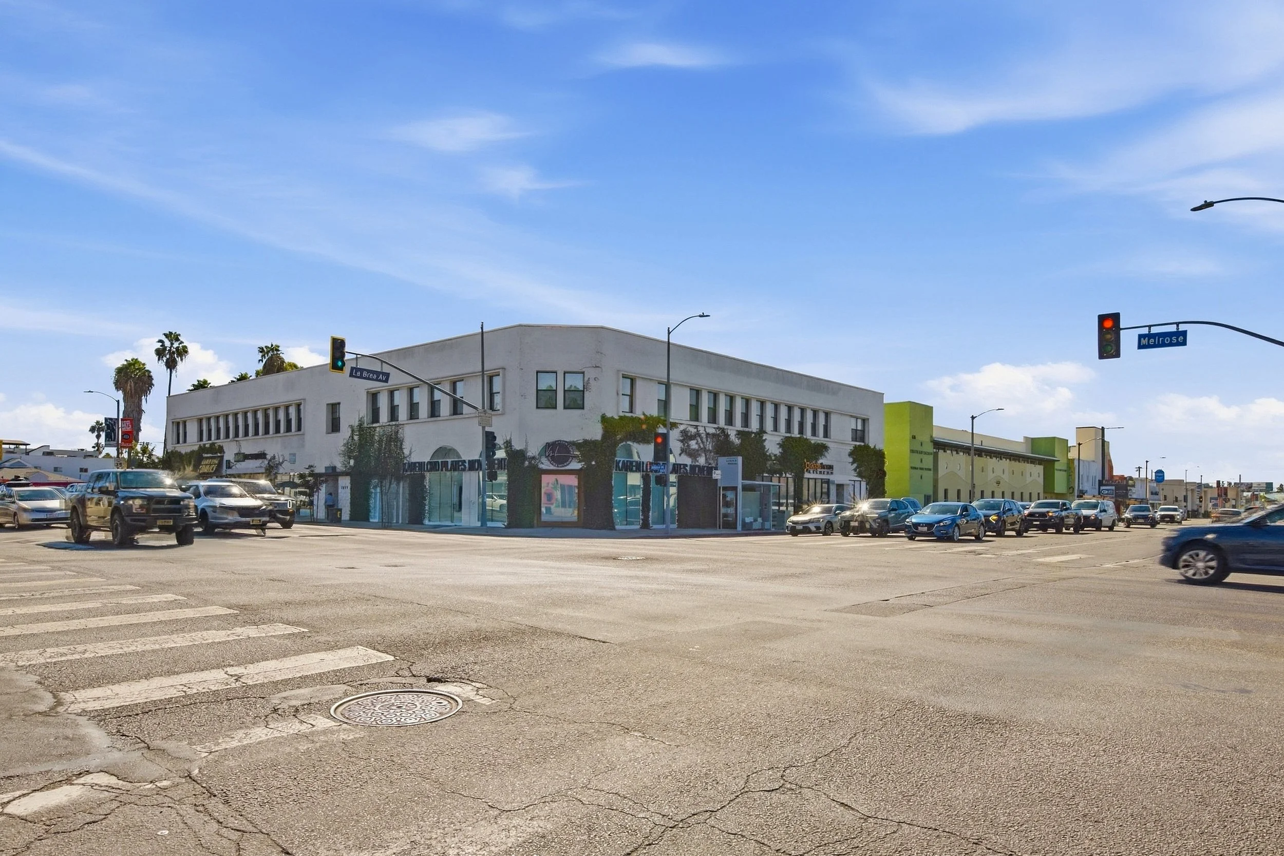 FOR LEASE
7024 Melrose Ave, Los Angeles
Creative Offices at at Melrose & La Brea