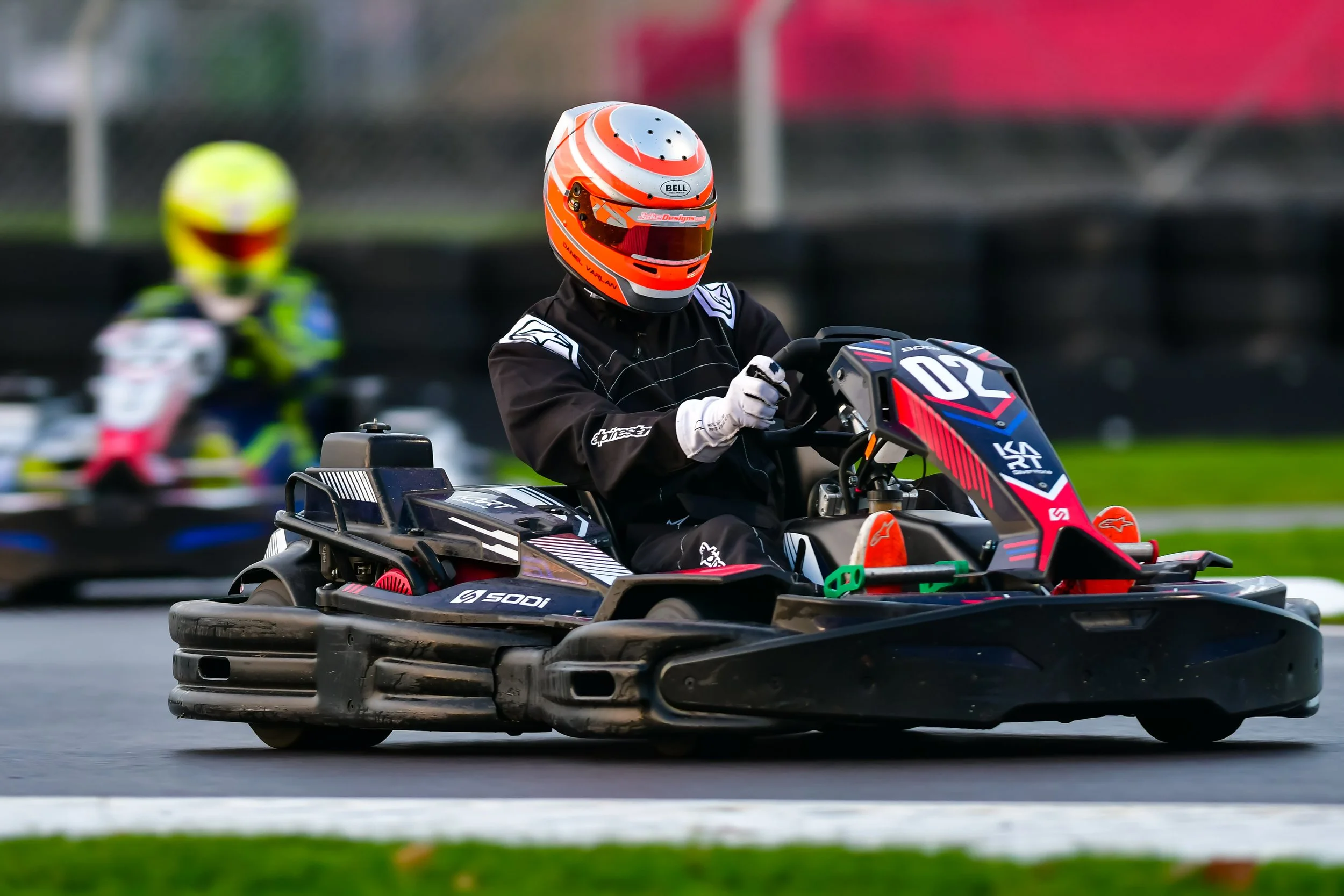 Silverstone_EKS_MK_13-12-25_DSC_2187-.JPG (Copy) (Copy) (Copy) (Copy) (Copy) (Copy) (Copy)