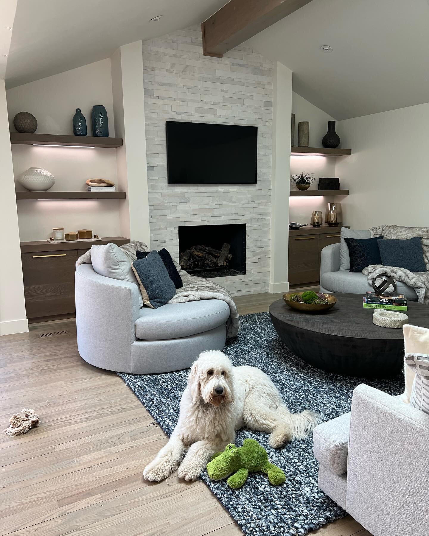 Sneak Peak! Finishing up a project in #cherryhills &amp; thought I&rsquo;d share. We&rsquo;re still playing around with accessories and artwork, but it&rsquo;s looking great so far! Also I am obsessed with my client&rsquo;s dogs.🐩 🥰 Swipe for the &