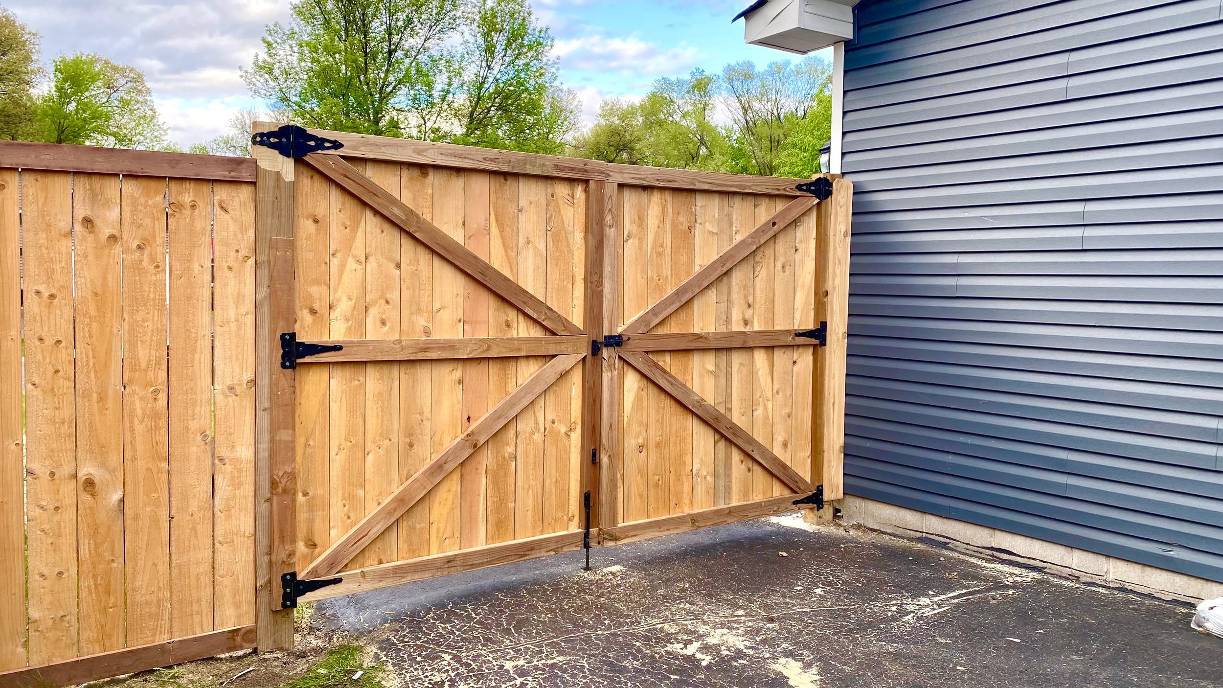 Fence - Custom Gate.jpg