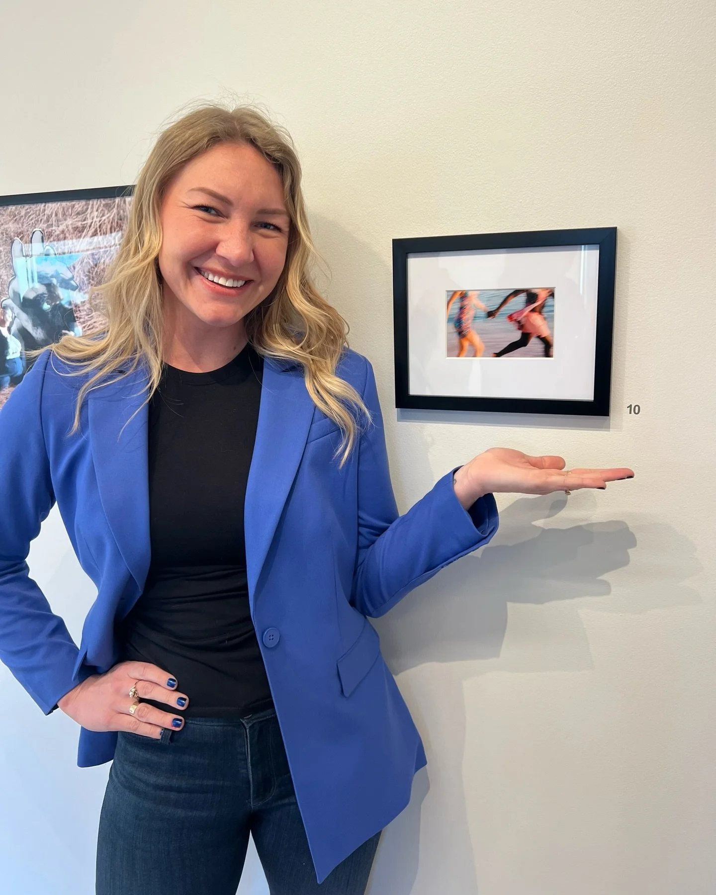 still kind of processing? but my photo is part of the F-Stop exhibition at @midnightgallerynwa in Bentonville (through March 29)!!! go look at art, then go have a drink in the speakeasy in the back 🍸 @callisto_nwa 

this image was made in Bermuda wh