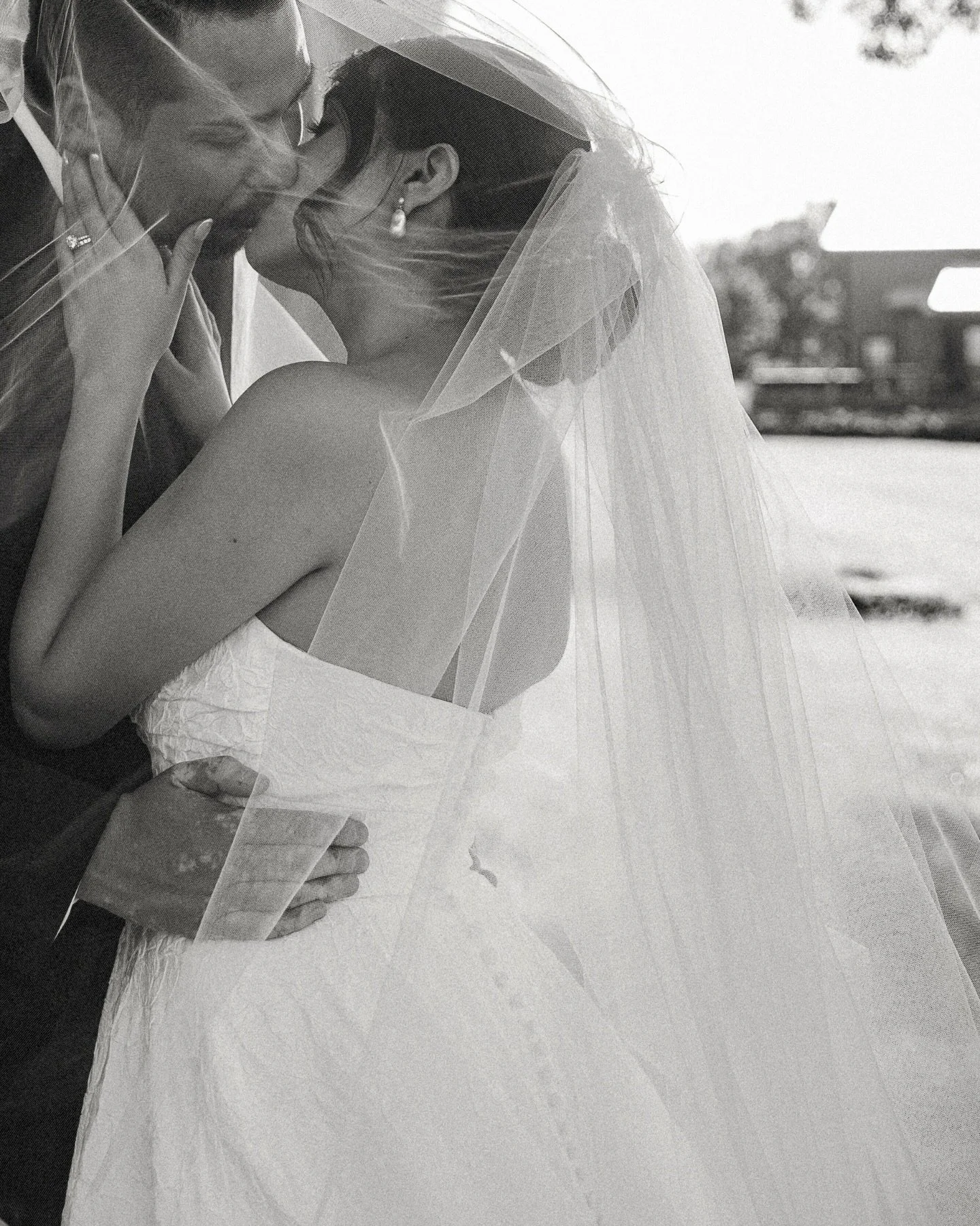 🖤🤍🩷🧡💚💘

shot w/ @photographymorganleigh <3

#nwaweddingphotographer #arkansasweddingphotographer #bentonvillephotographer