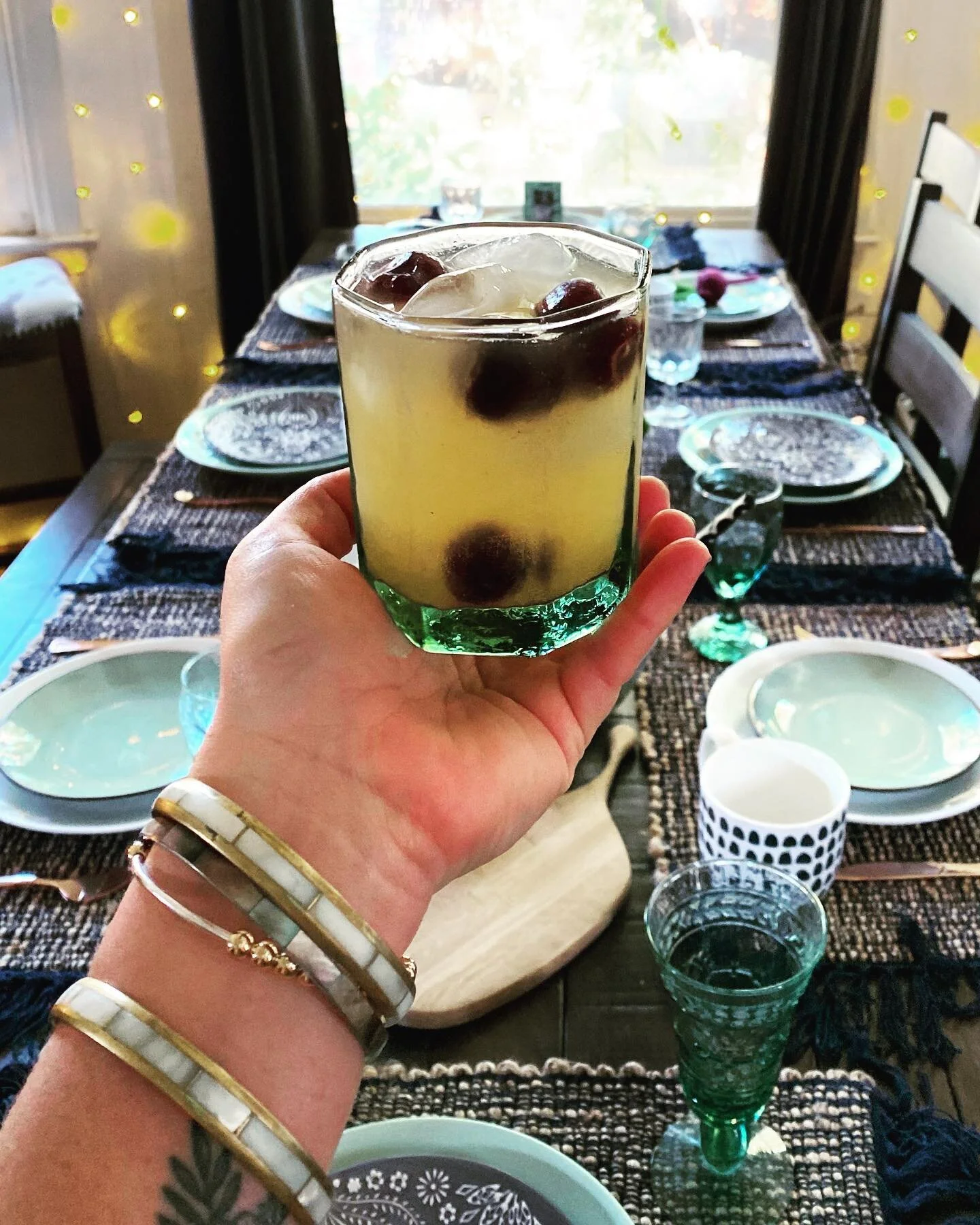 🥃🍒✨