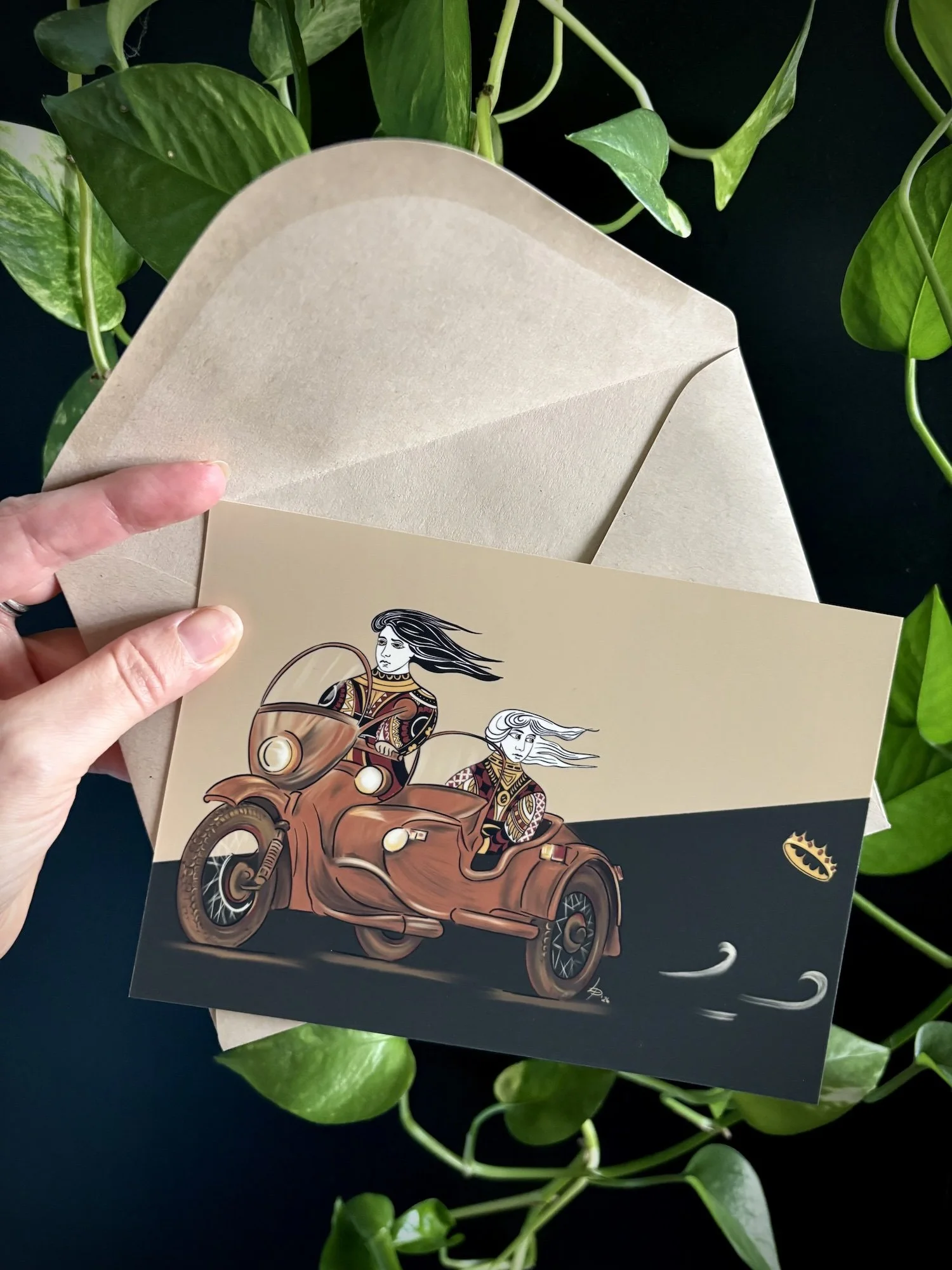 MotoQueens_Envelope_03.jpg