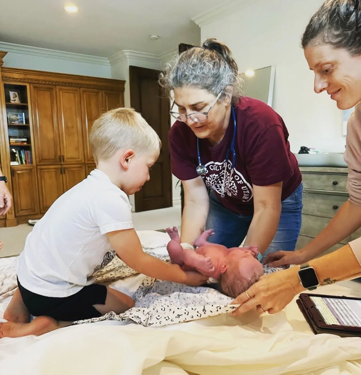 Thank you Kenna so much for the new review 💗 It was such a joy to care for you. I love a family centered birth! @mikkibellbirth was the wonderful assist (seen in pic) 💖

______________

&ldquo;Tasha is absolutely amazing! This was my first homebirt