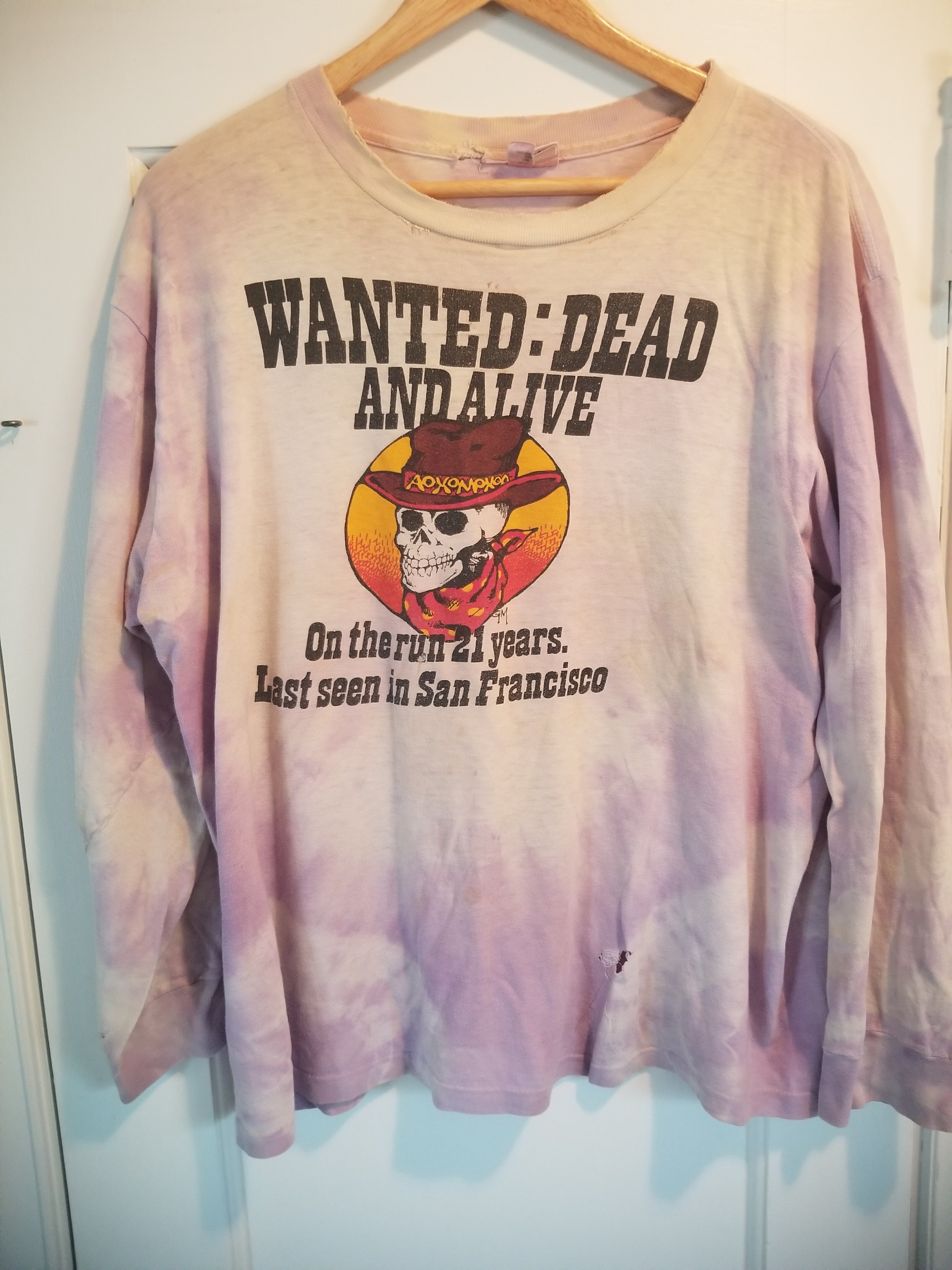 Greg Mahon, front of 1986 spring tour t-shirt: Purchased this in the lot on spring tour 1986 in Philadelphia. I bought it on either March 23rd or March 24th.
It was white when I bought it and I wasnt super thrilled about that so I had a friend ti