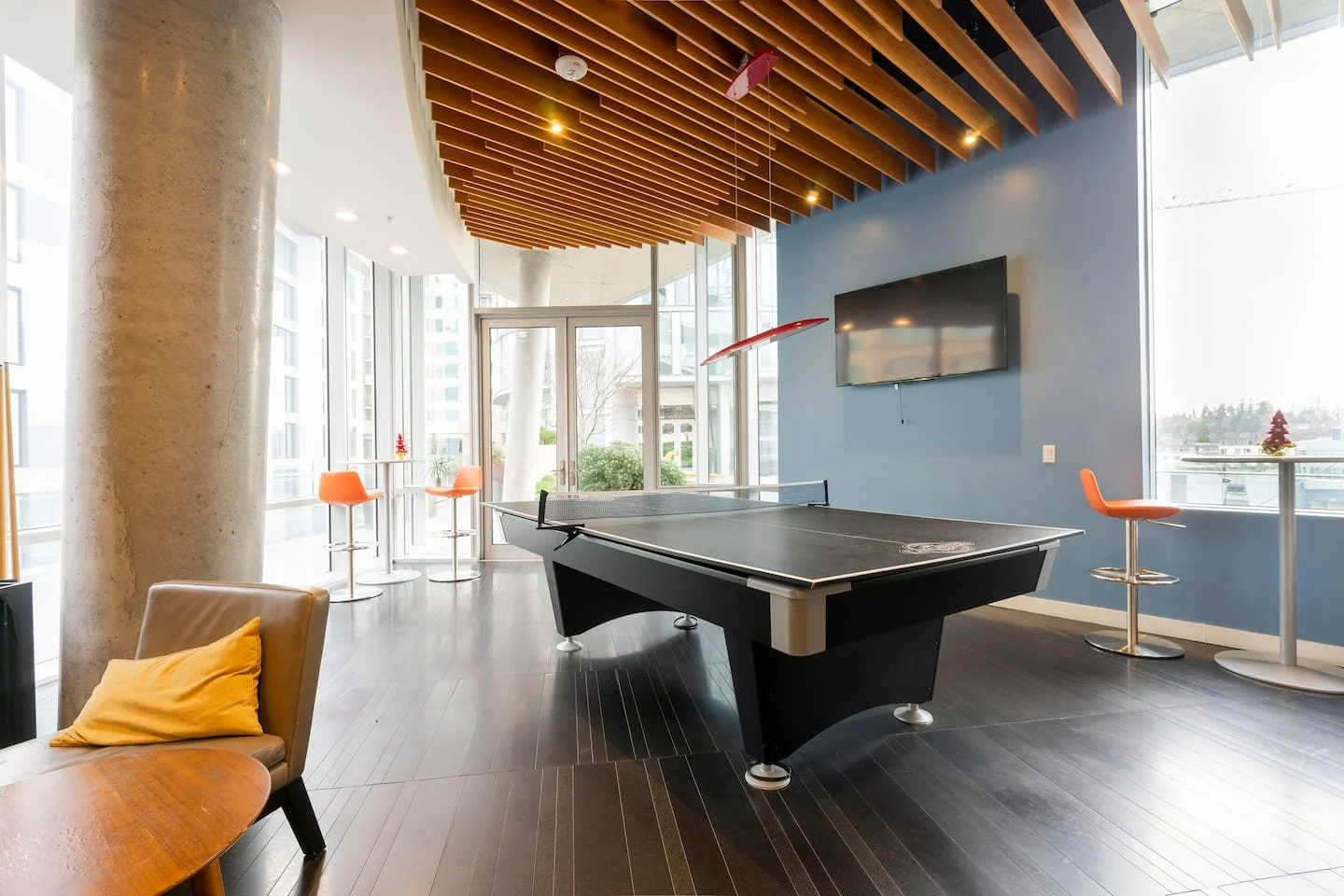 Sophari short-term rental amenities -- pool table