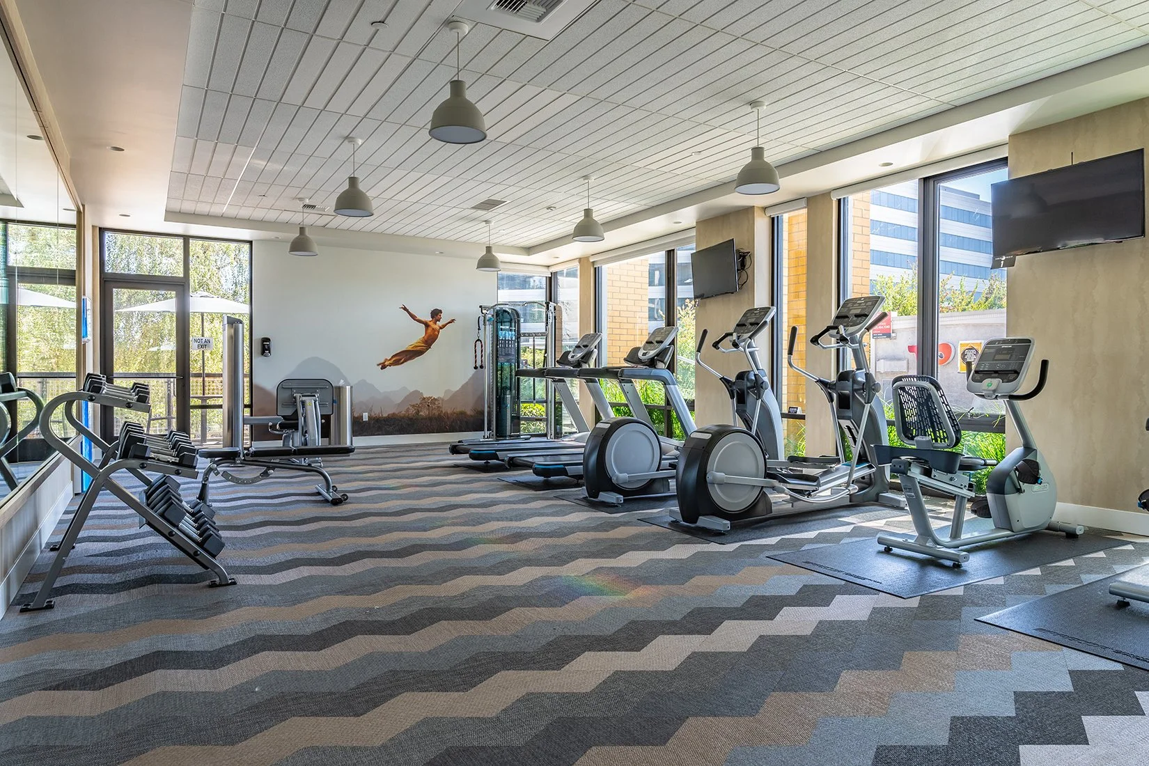 Amenities Gym.jpg