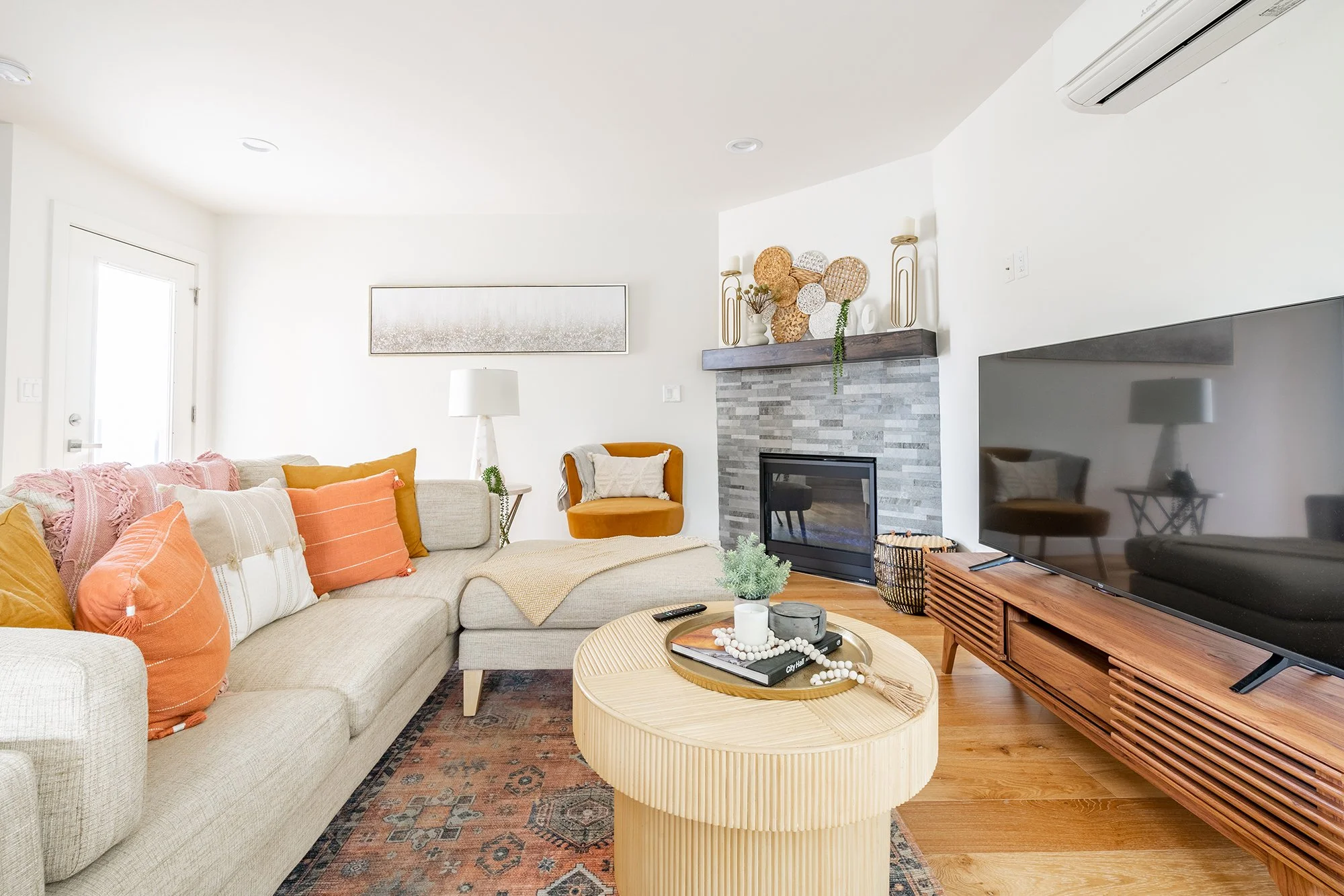 West Seattle vs. Bellevue: Which Side of the City Is Right for Your Extended Stay?