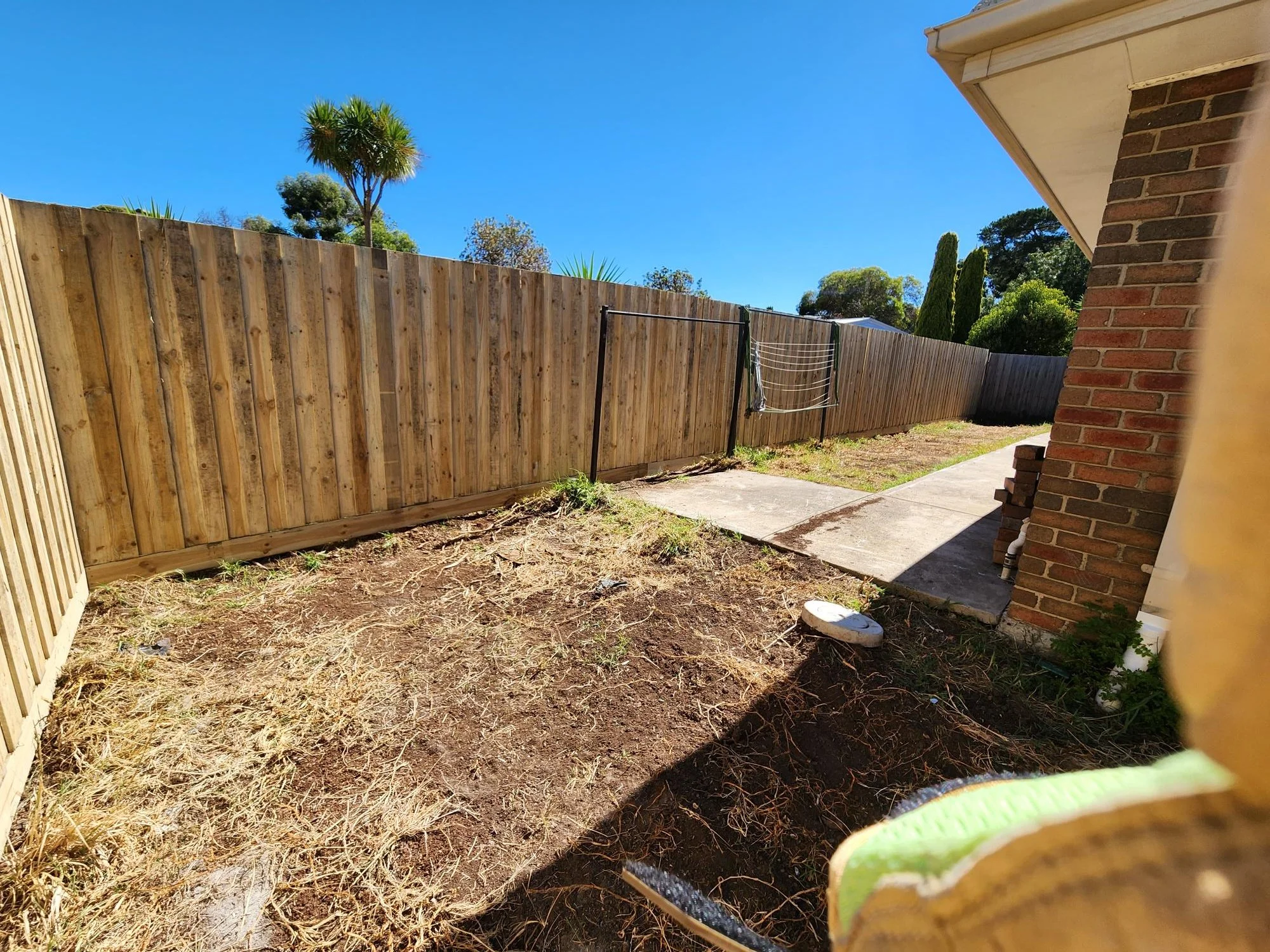 Back fence unit 2.jpg