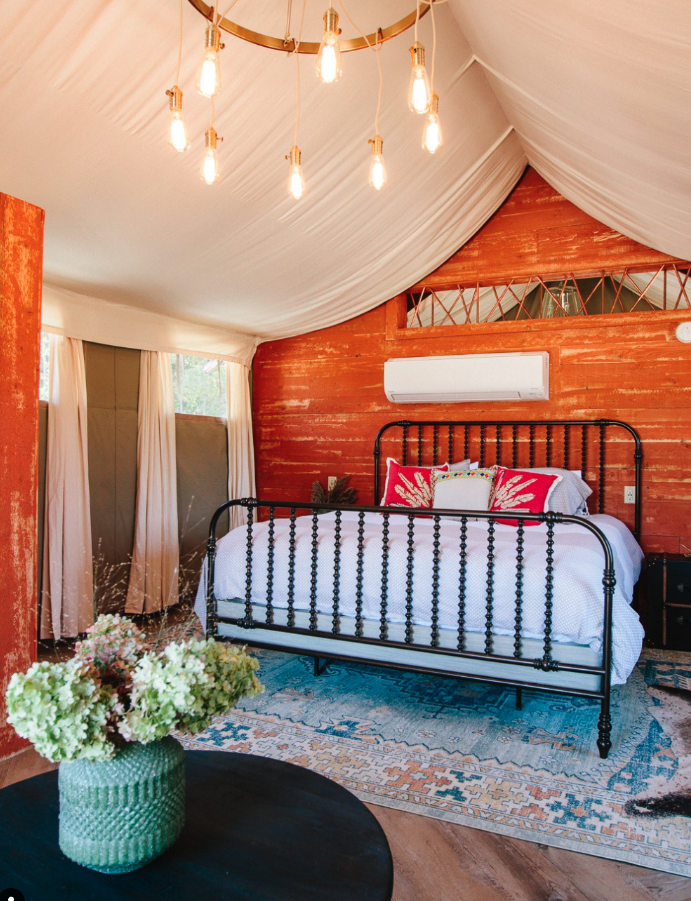 Glamping in Illinois Top 10 Picks — Glampaluza Your Ultimate Glamping Guide