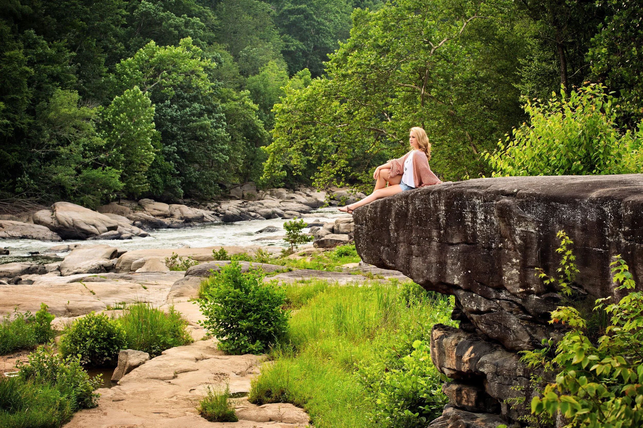 Valley Falls Senior Portrait Photographer.JPG