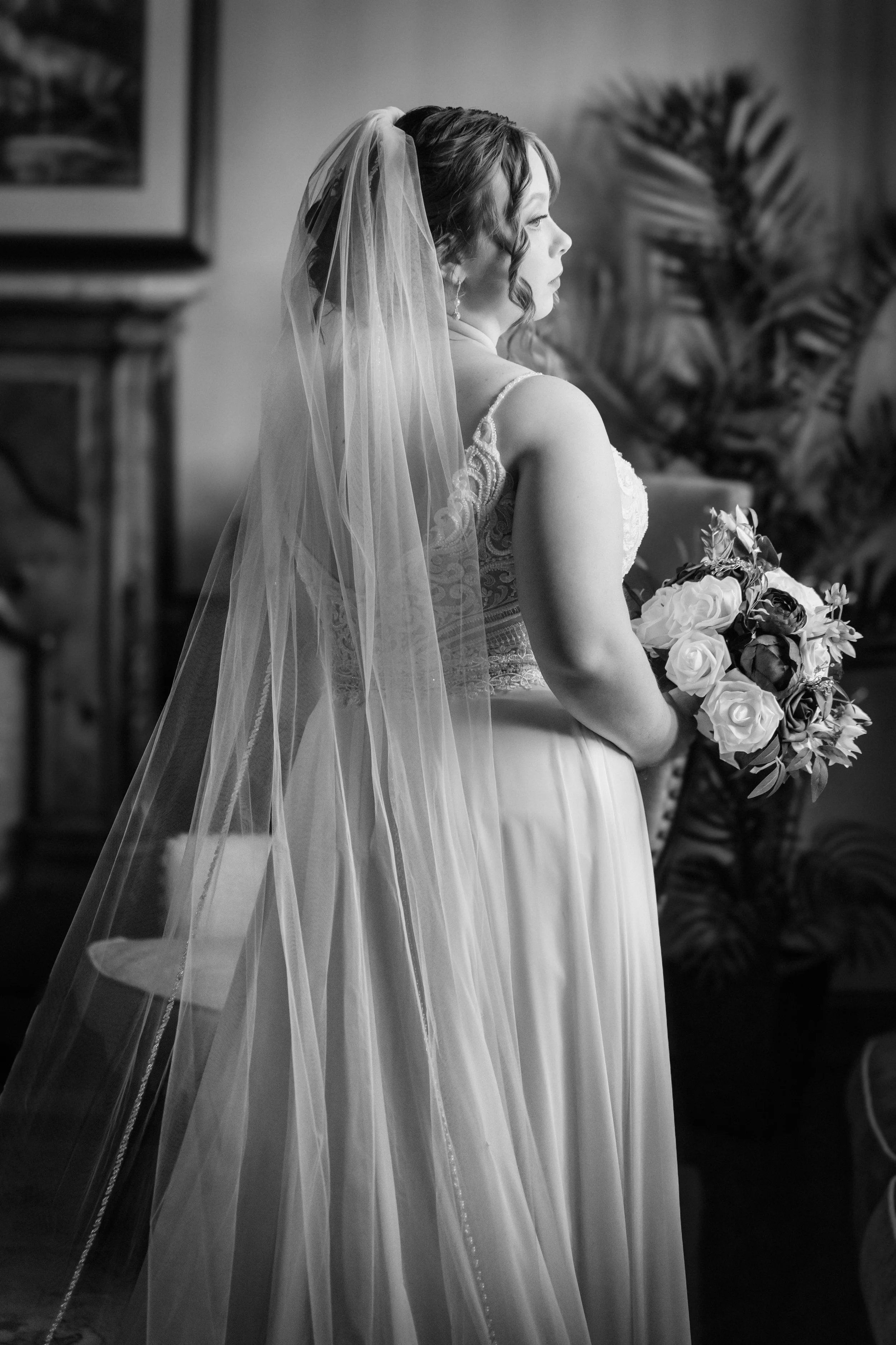 Beautiful Black and White portrait of a bride at High Gate Carriage House in Fairmont, WV