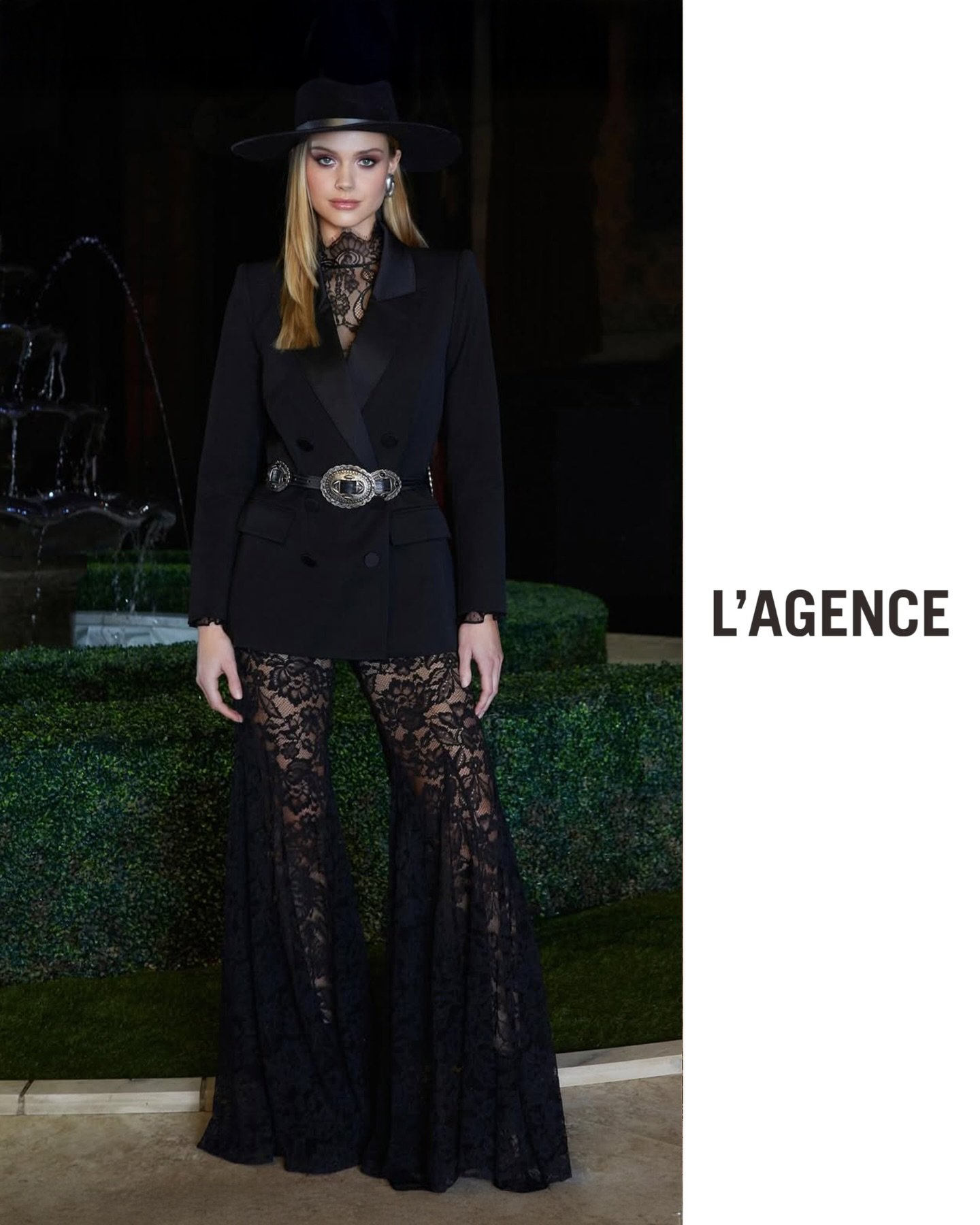 𝐋&rsquo;𝐀𝐆𝐄𝐍𝐂𝐄🚶🏾&zwj;♂️𝑵𝒂𝒕𝒂𝒍𝒊𝒆 𝑱𝒐𝒉𝒏𝒔𝒐𝒏 (@nataliej1000) in #NYC for @lagencefashion 𝐅𝐖𝟐𝟔 Presentation ⭐️⭐️⭐️

👔 @tararudesdann @thesofiakarvela 
💆&zwj;♀️ @unite_hair @naradkutowaroo 
💄 @bobbibrown @cygmakeup 
🫶 @official
