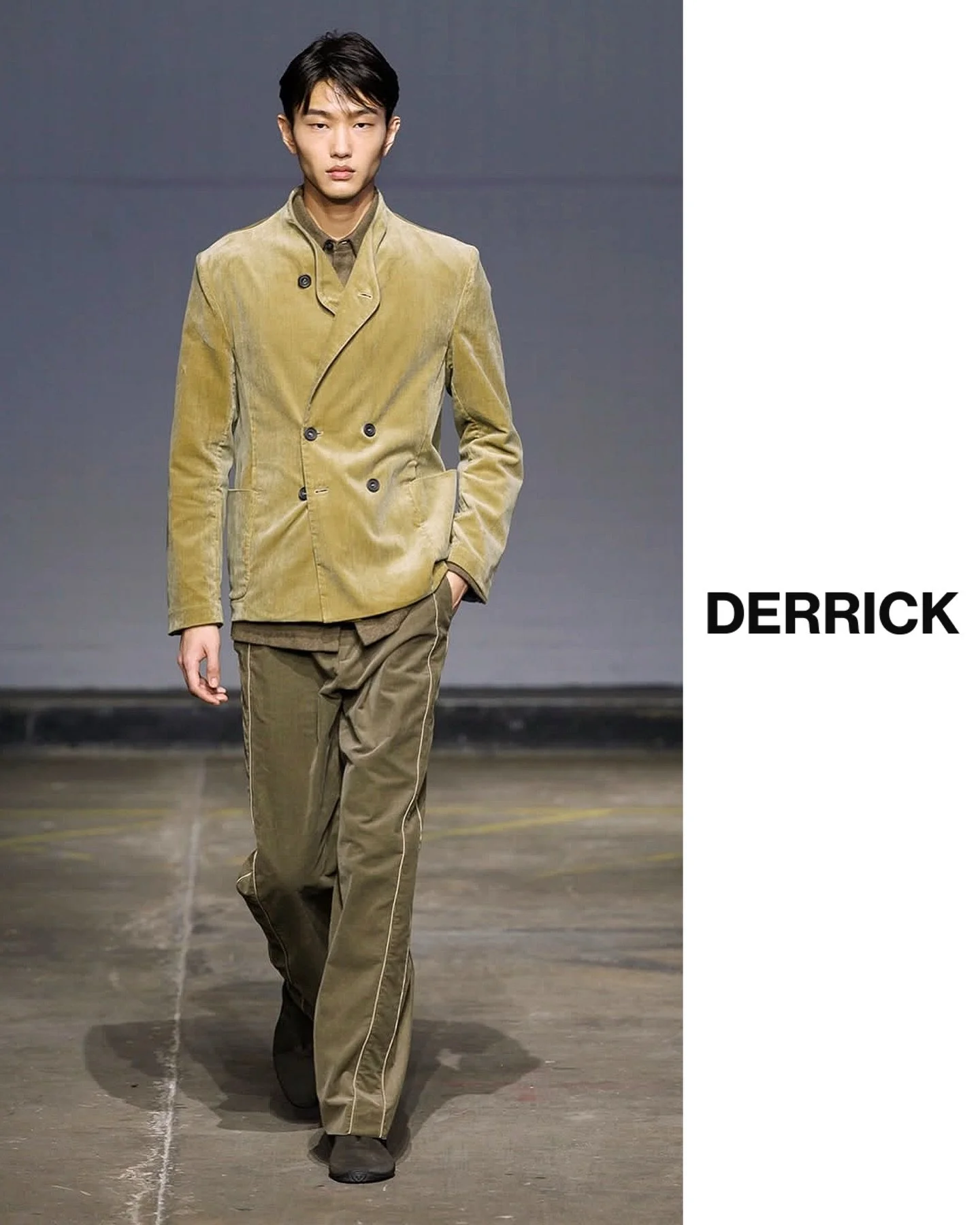 𝐃𝐄𝐑𝐑𝐈𝐂𝐊 💎🚶🏾&zwj;♂️ 𝑯𝒚𝒖𝒏𝑱𝒖𝒏 𝑲𝒊𝒎 (@rlagusw.s) on the #runway in London for @lukederrick 𝐅𝐖𝟐𝟔 #Menswear Collection by 𝐋𝐮𝐤𝐞 𝐃𝐞𝐫𝐫𝐢𝐜𝐤 ✨
&zwnj;
👔 @olaoluebiti
💆&zwj;♂️ @palberdahl
💄 @thierry.do.nascimento
✍️ @piotrchami