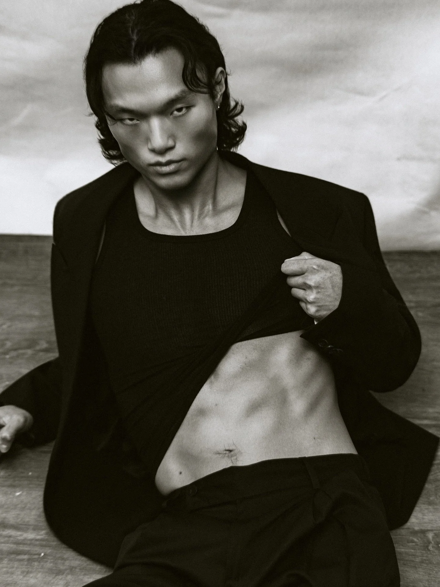 𝐖𝐈𝐋𝐋𝐈𝐀𝐌 𝐘𝐀𝐍𝐆 🕶️ (@life0fwilly) by 𝐓𝐨𝐧 𝐆𝐨𝐦𝐞𝐬 (@tongomes__) 👑📸

&ldquo;𝐓𝐡𝐞 𝐟𝐨𝐨𝐥 𝐝𝐨𝐭𝐡 𝐭𝐡𝐢𝐧𝐤 𝐡𝐞 𝐢𝐬 𝐰𝐢𝐬𝐞, 𝐛𝐮𝐭 𝐭𝐡𝐞 𝐰𝐢𝐬𝐞 𝐦𝐚𝐧 𝐤𝐧𝐨𝐰𝐬 𝐡𝐢𝐦𝐬𝐞𝐥𝐟 𝐭𝐨 𝐛𝐞 𝐚 𝐟𝐨𝐨𝐥.&rdquo;

― William Shakes