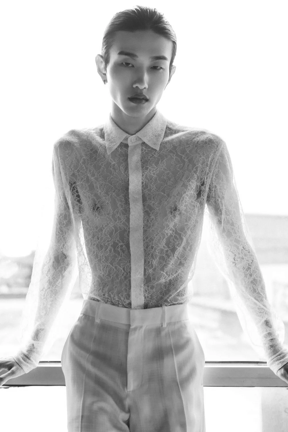 2-hyunjun-kim-behind-the-blinds-heroes-models-management-inc.jpg
