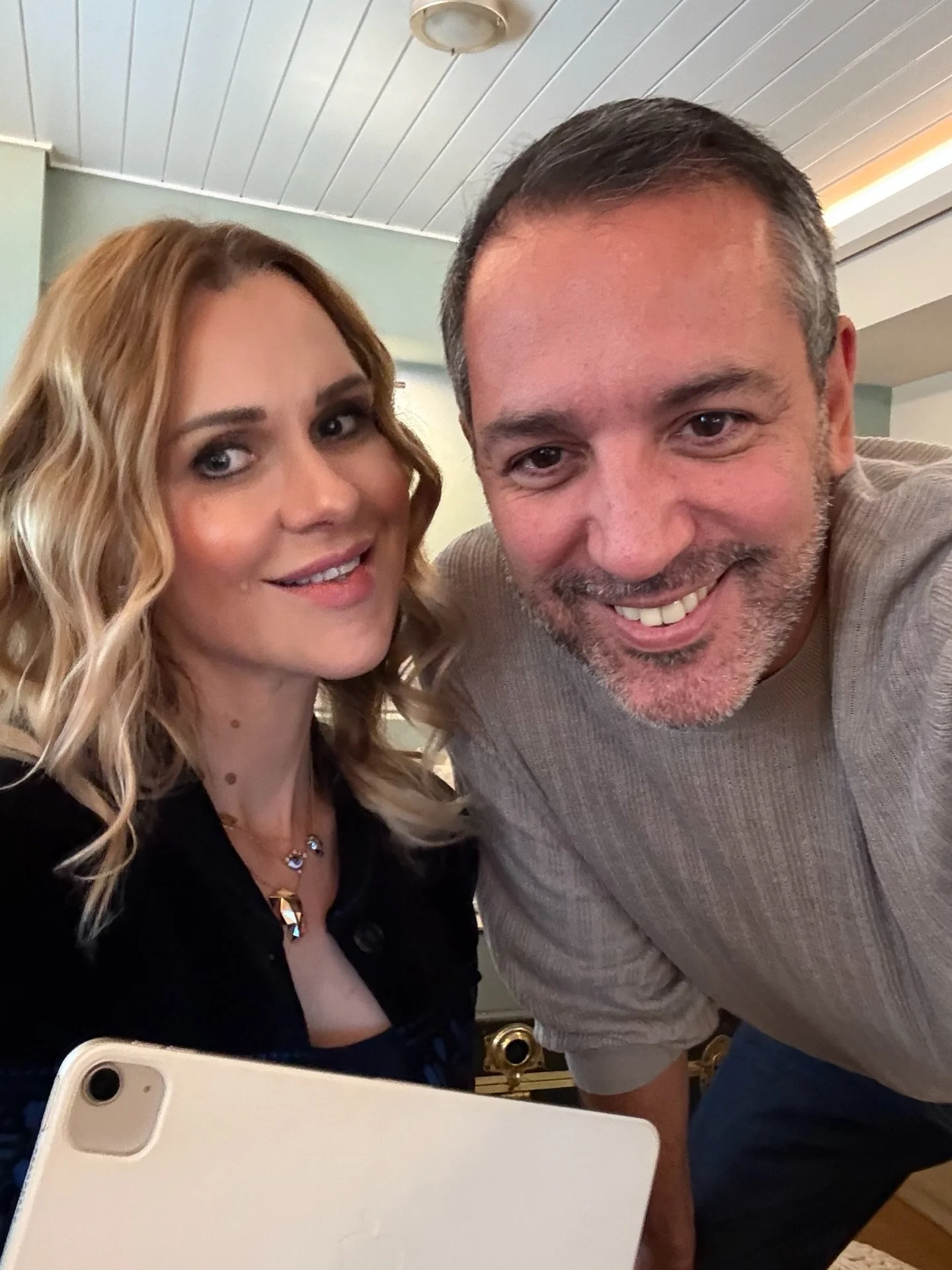 With @siminafarcasiu the best C-level consultant I ever had. Letting other spiritual people guide you is the next big thing.