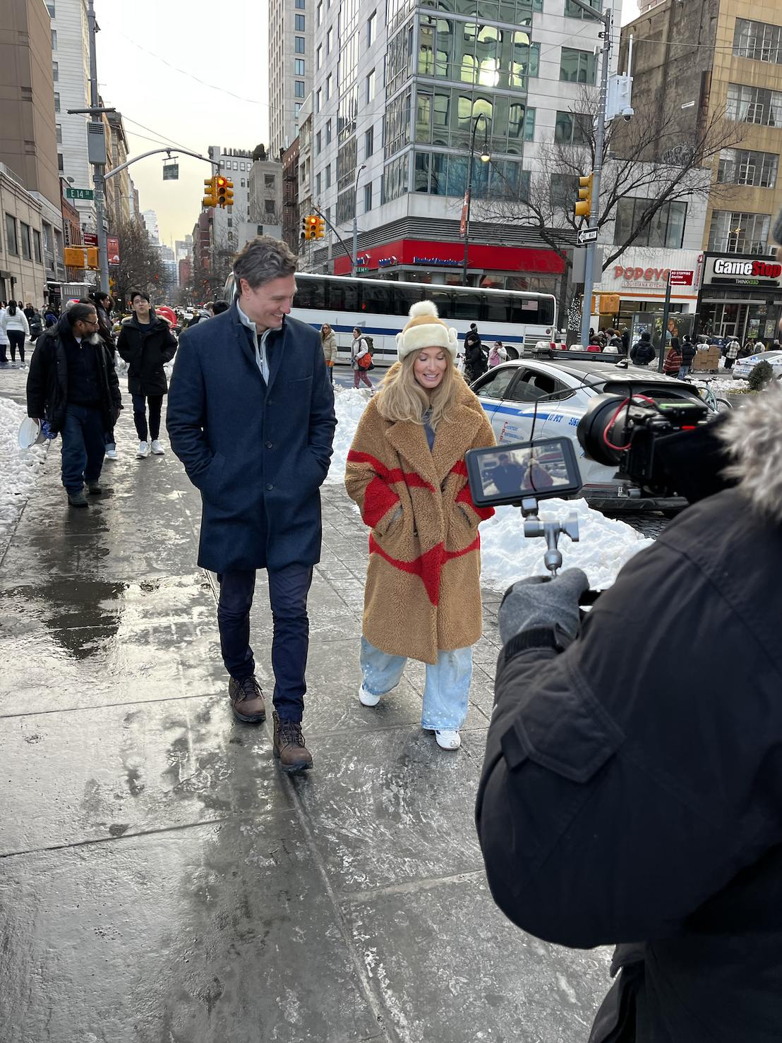 Jessica Elefante filming with Adam Hegarty of 60 Minutes Australia on location in New York City for the investigation into digital dementia.