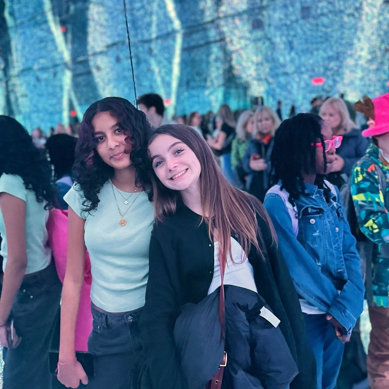 🔥 Throwback to our trip to Mercer Labs!

Last month, our Kindlers explored Mercer Labs: Museum of Art and Technology in NYC &mdash; an immersive space where art, science, and imagination collide.

From floor-to-ceiling light installations to digital