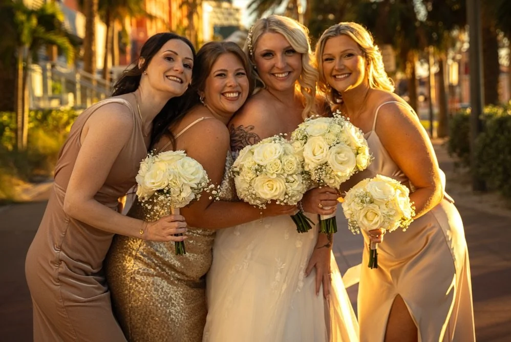 Let&rsquo;s make sure everyone by your side on your big day looks just as amazing as you do!

💗 Got a big or small group? We love them all&mdash;bring it on!
💗 For parties of 5 or more, we&rsquo;ll bring in extra artists so everything runs smoothly
