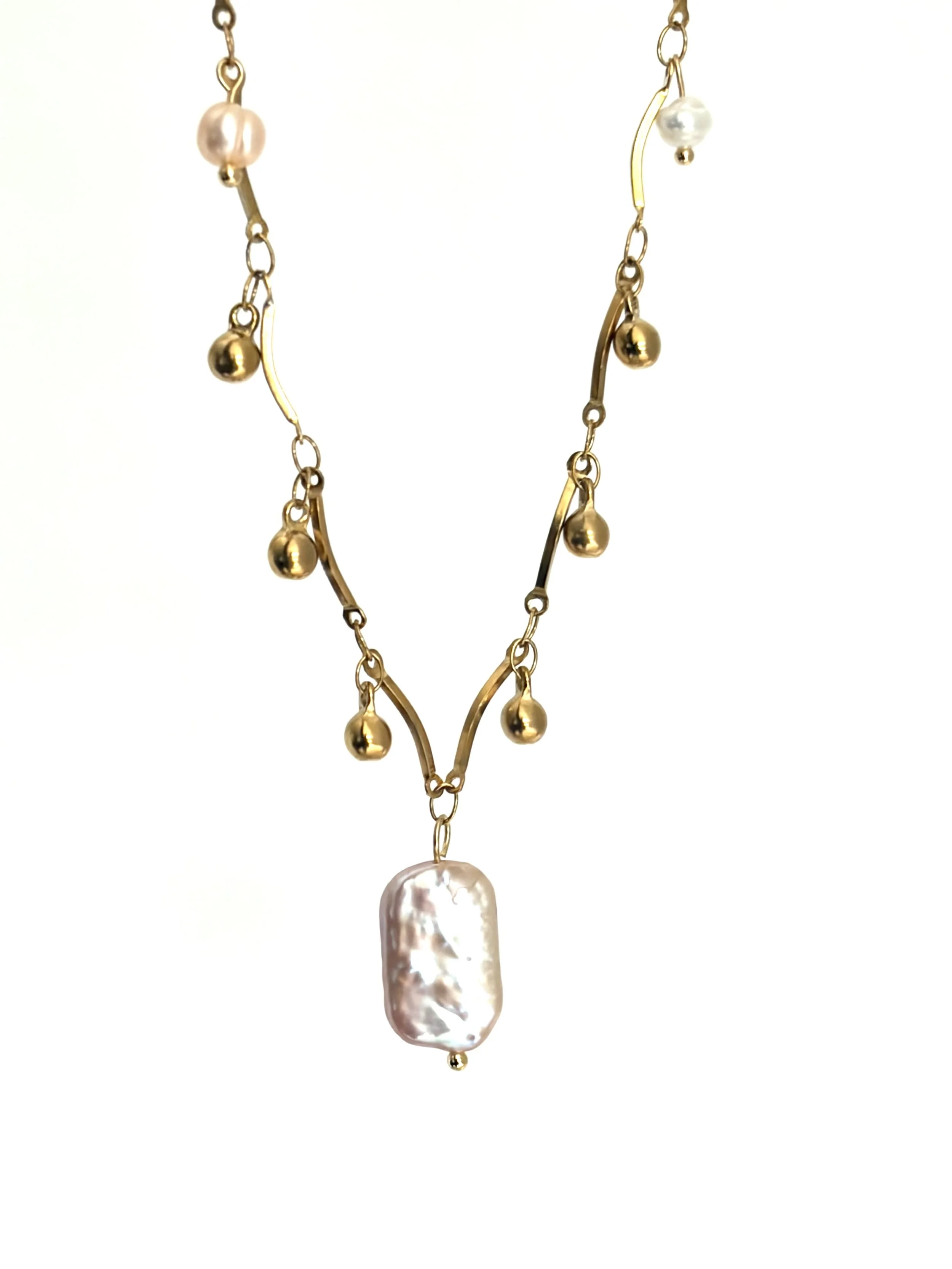 Collier HINA