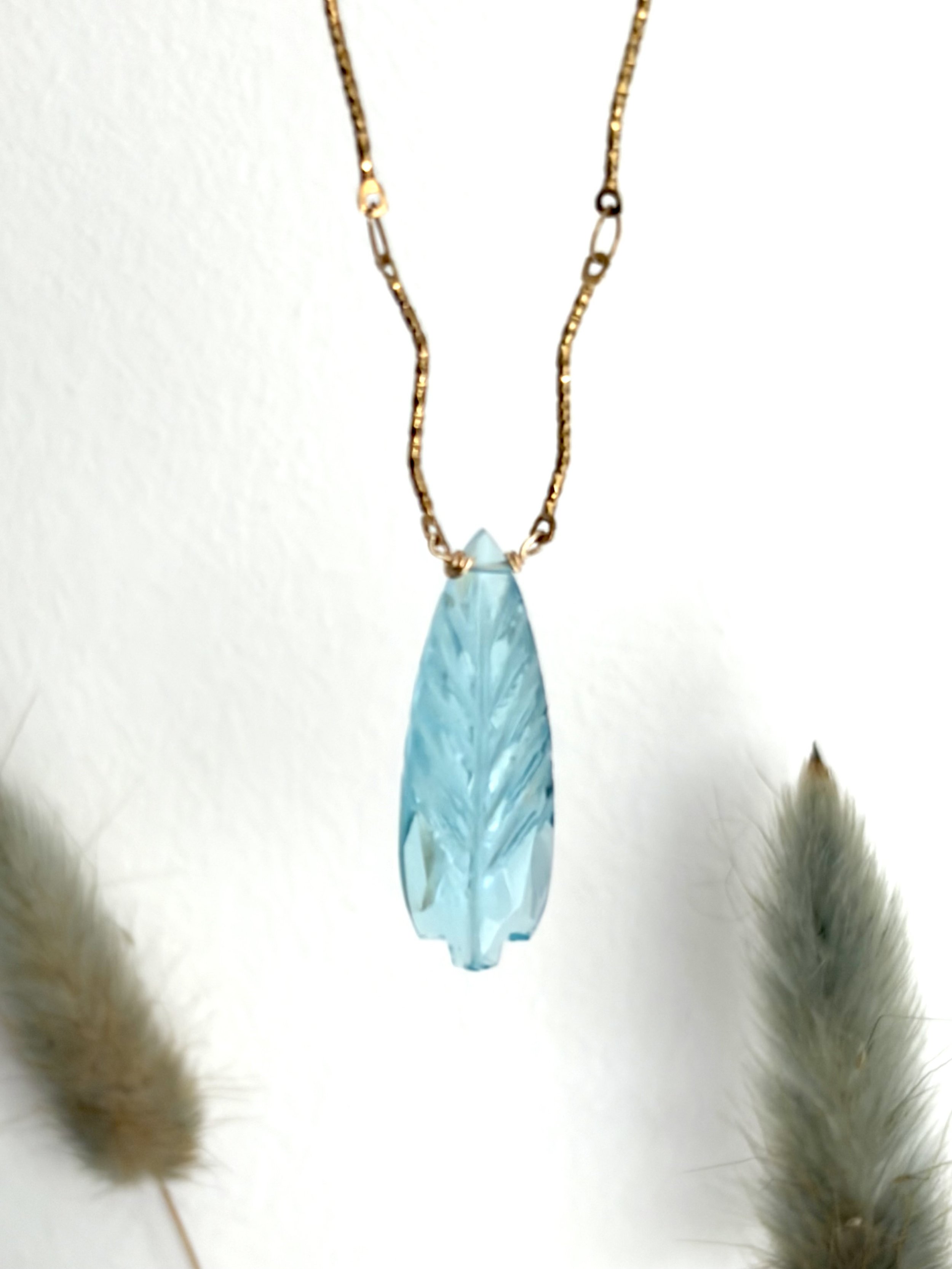 Collier LEAF Topaze bleue