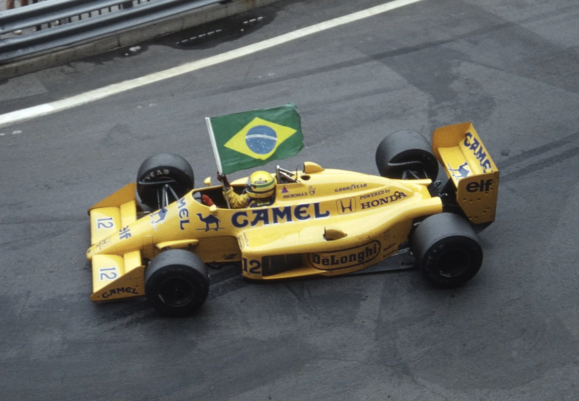 Formula1-028 copy.jpg