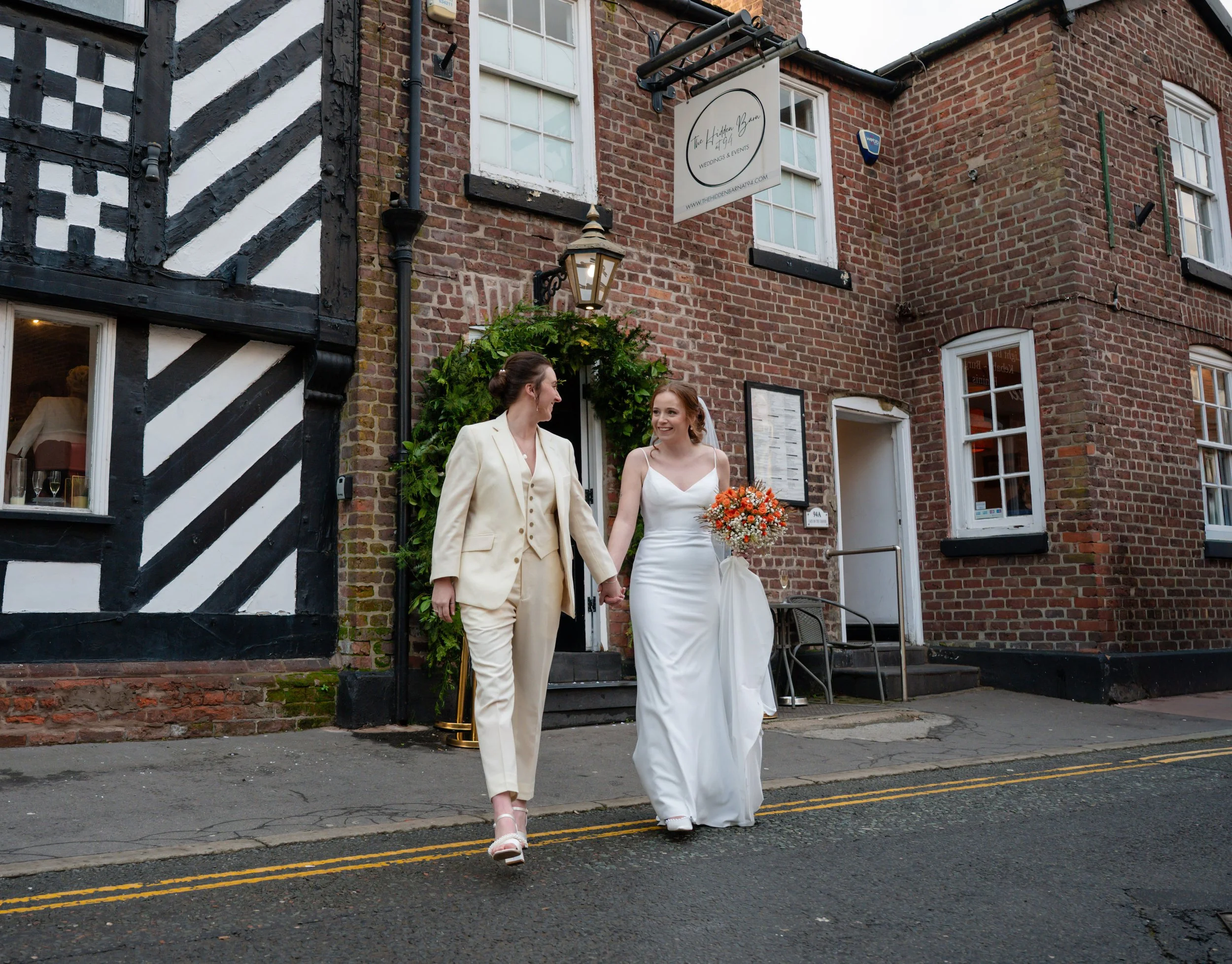Lucy&Kirsty-251.jpg