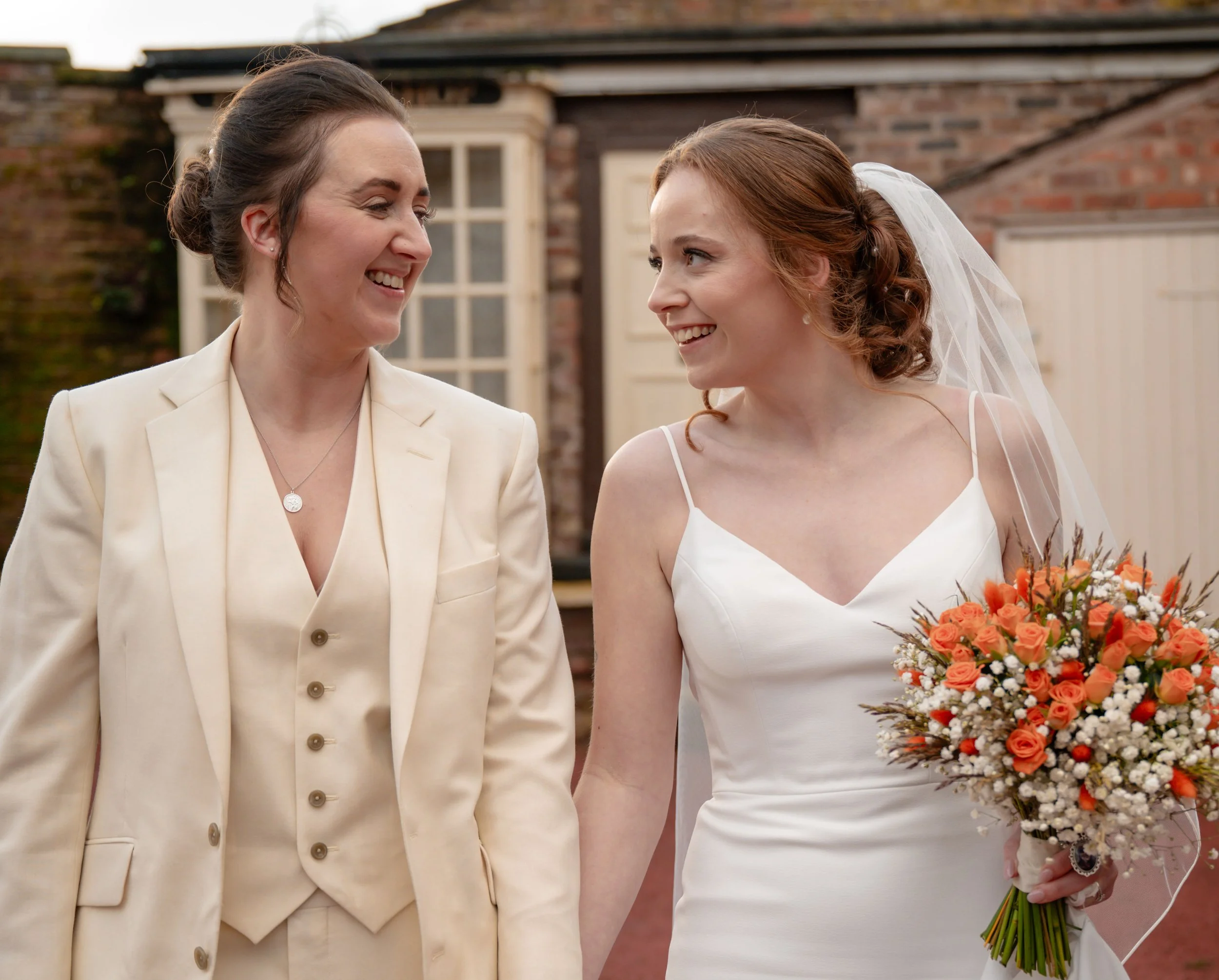 Lucy&Kirsty-293.jpg