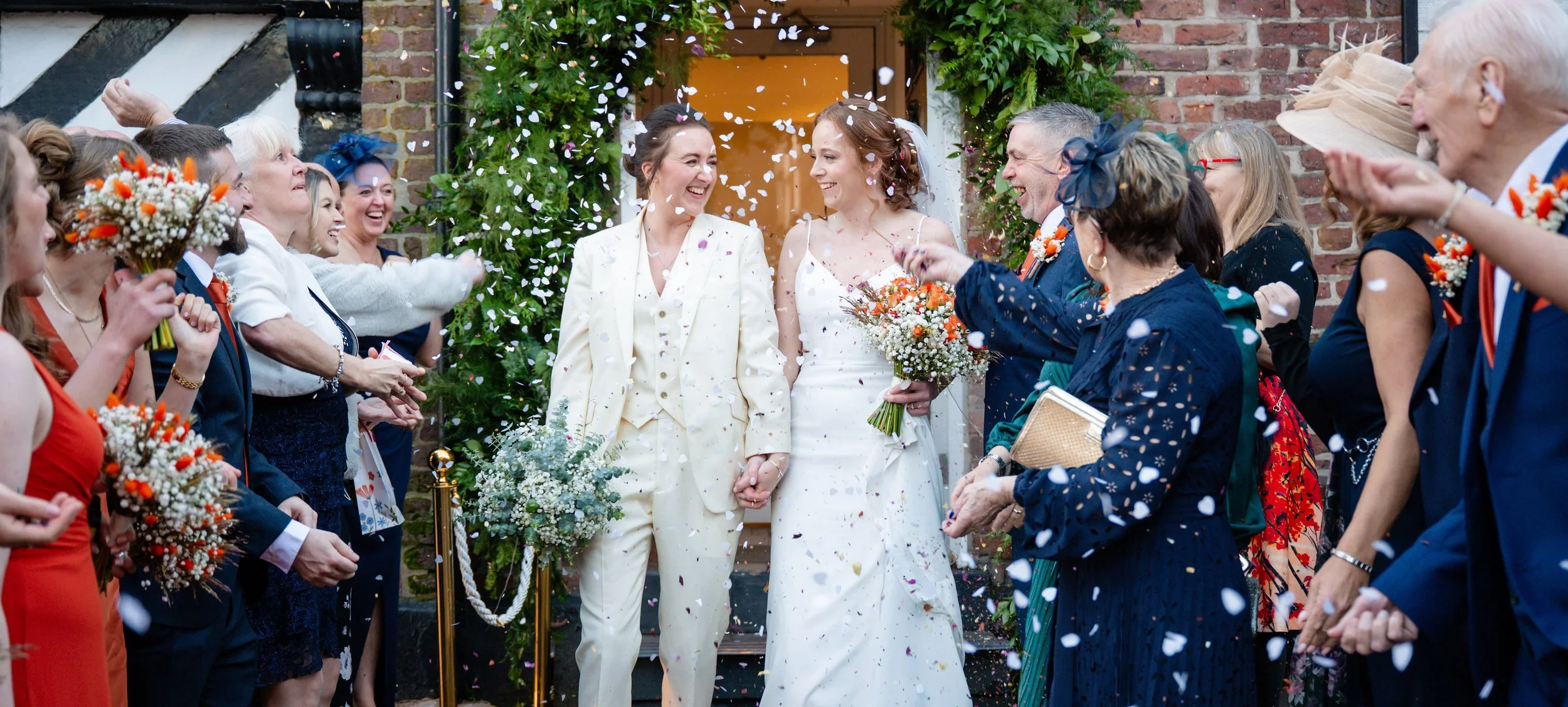 Lucy&Kirsty-328.jpg