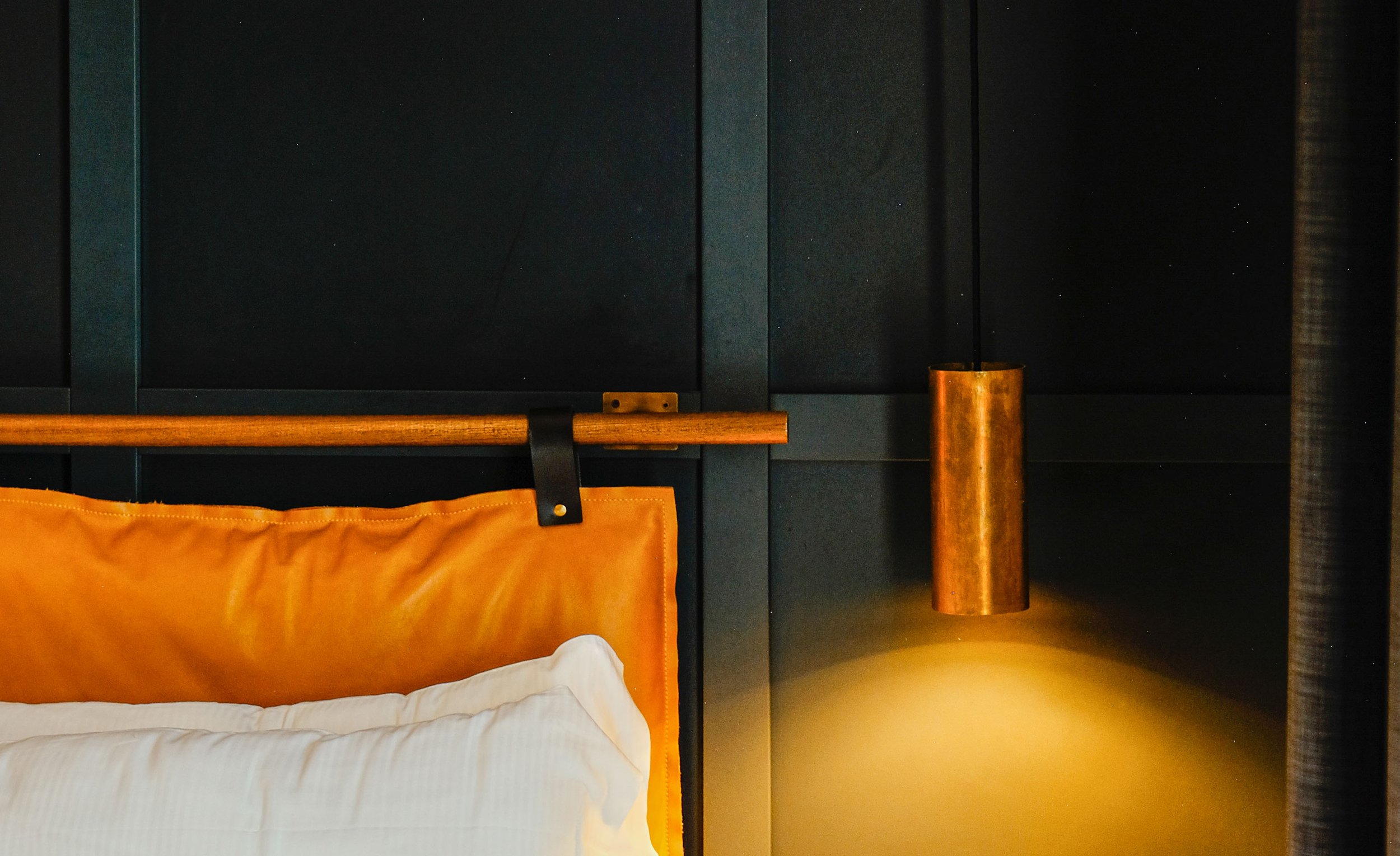 The Club House is a beautiful hotel located in Rome where I completely redesign every space of the structure; from the rooms to the public areas like breakfast room, reception, bar, lobby and terrace.