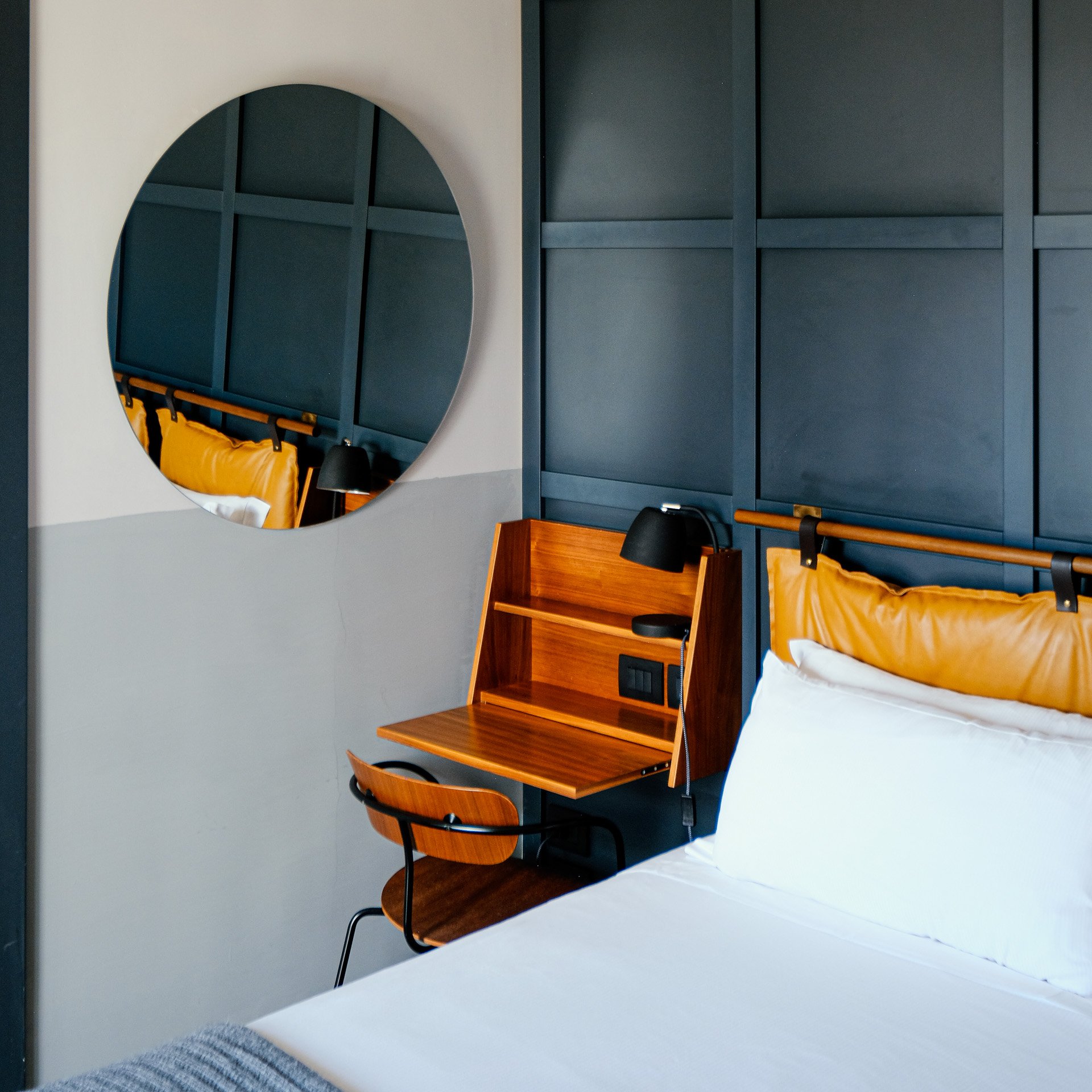The Club House is a beautiful hotel located in Rome where I completely redesign every space of the structure; from the rooms to the public areas like breakfast room, reception, bar, lobby and terrace.