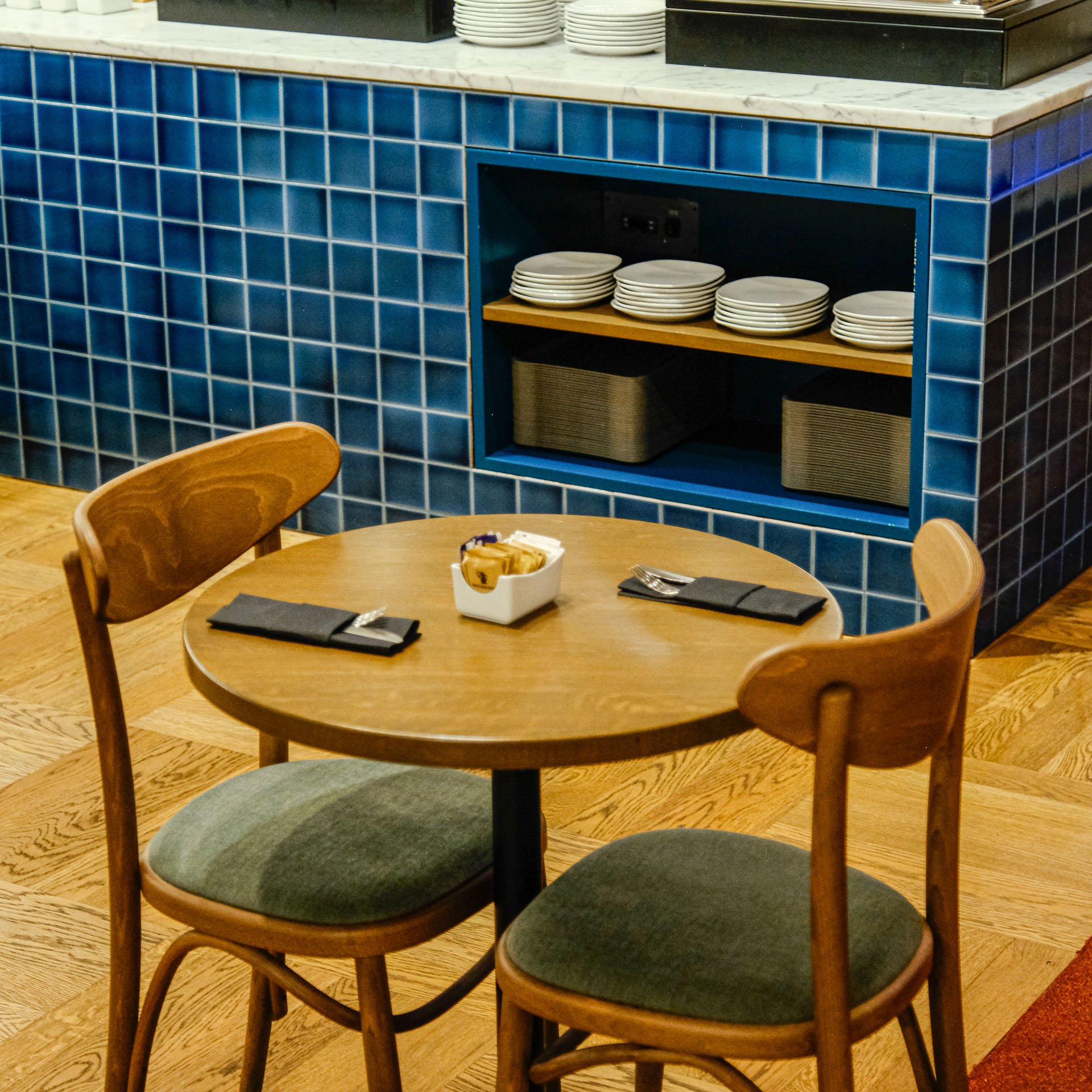 The Club House is a beautiful hotel located in Rome where I completely redesign every space of the structure; from the rooms to the public areas like breakfast room, reception, bar, lobby and terrace.