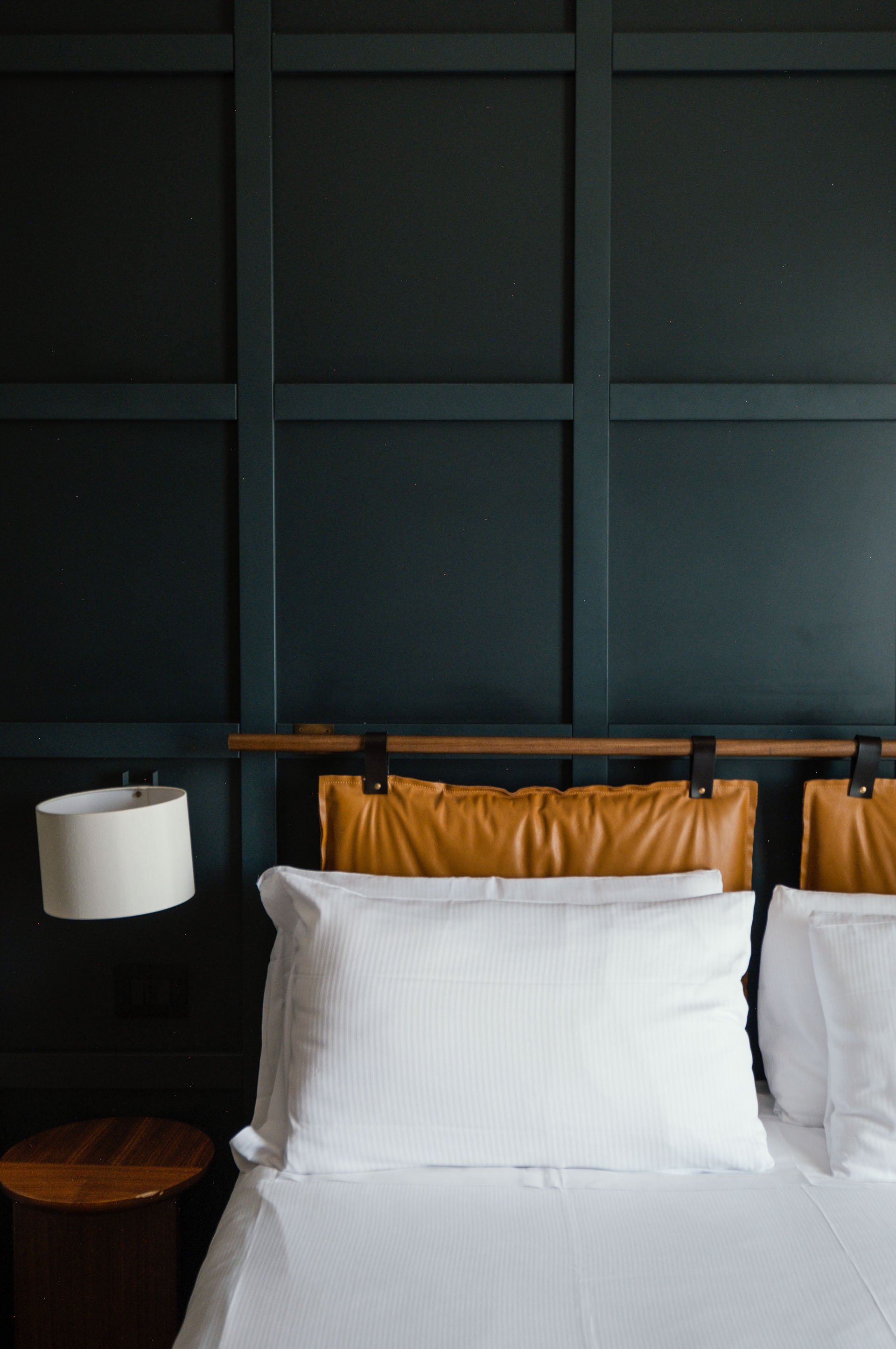 The Club House is a beautiful hotel located in Rome where I completely redesign every space of the structure; from the rooms to the public areas like breakfast room, reception, bar, lobby and terrace.