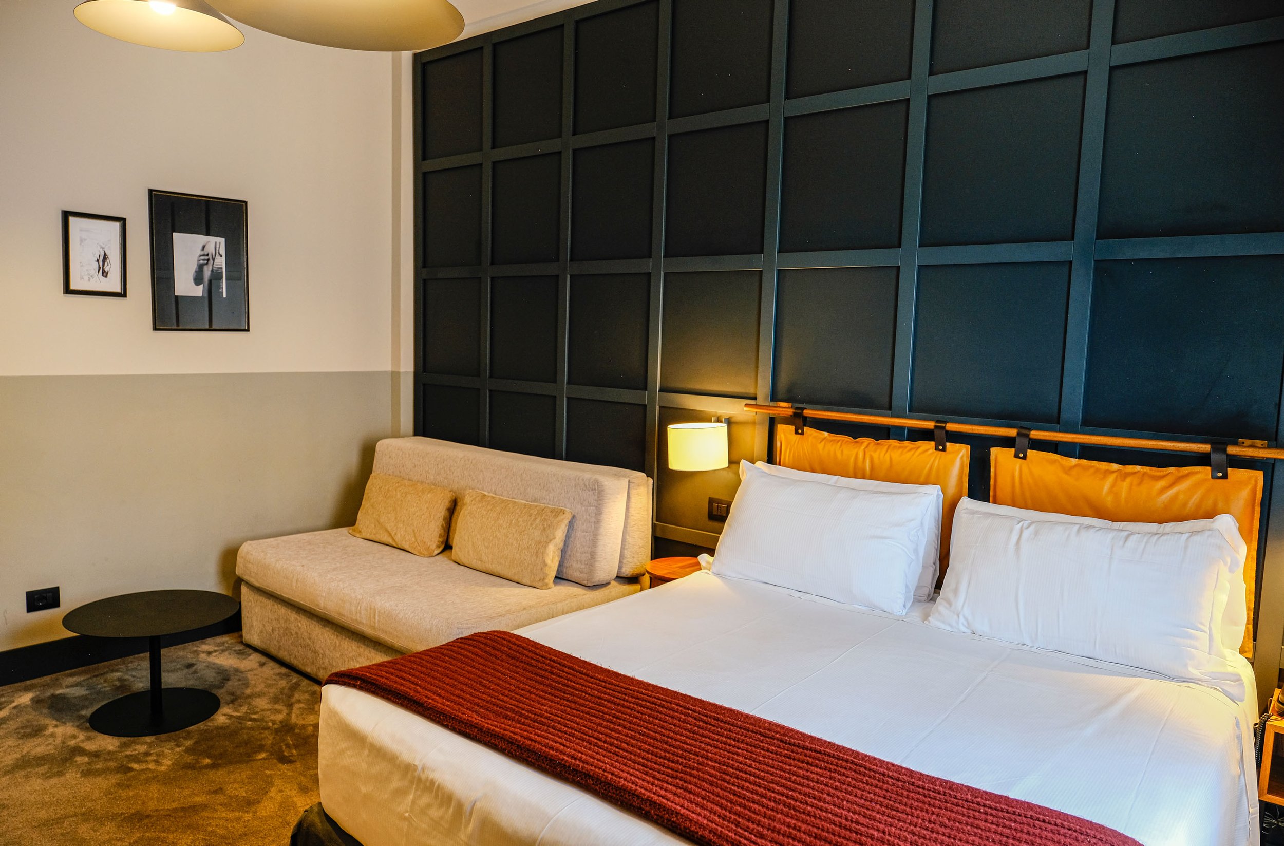 The Club House is a beautiful hotel located in Rome where I completely redesign every space of the structure; from the rooms to the public areas like breakfast room, reception, bar, lobby and terrace.