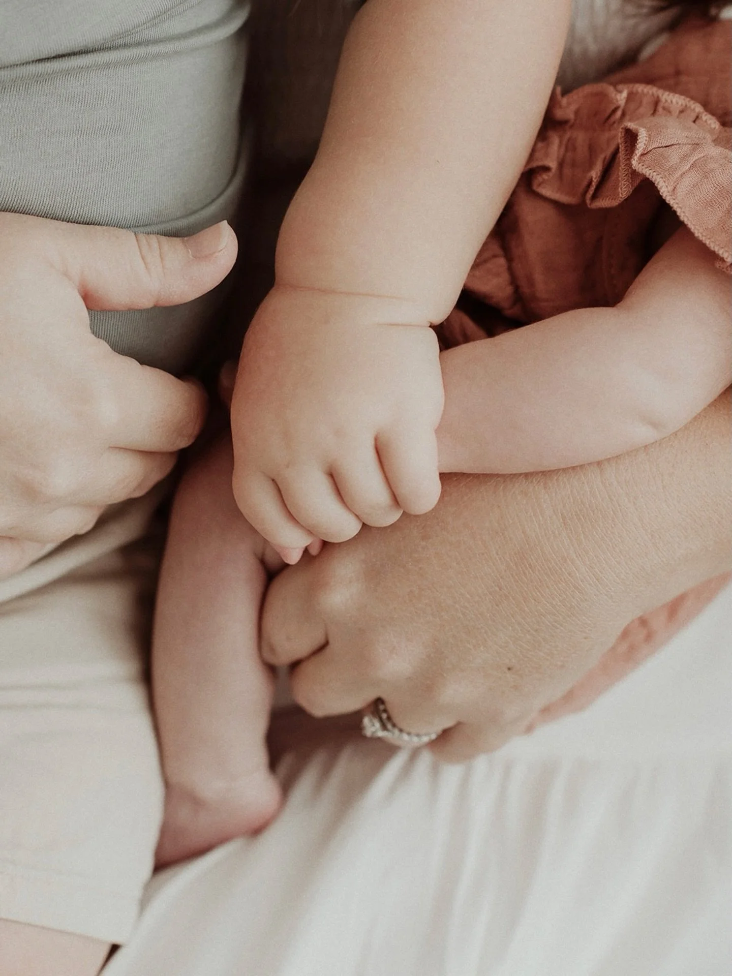 I&rsquo;ve been noticing how much my nervous system is still catching up after the holidays.
Not exhausted in a sleep-deprived way, but in a regulation way. The kind that comes from too much stimulation, too many emotions, and not enough stillness.

