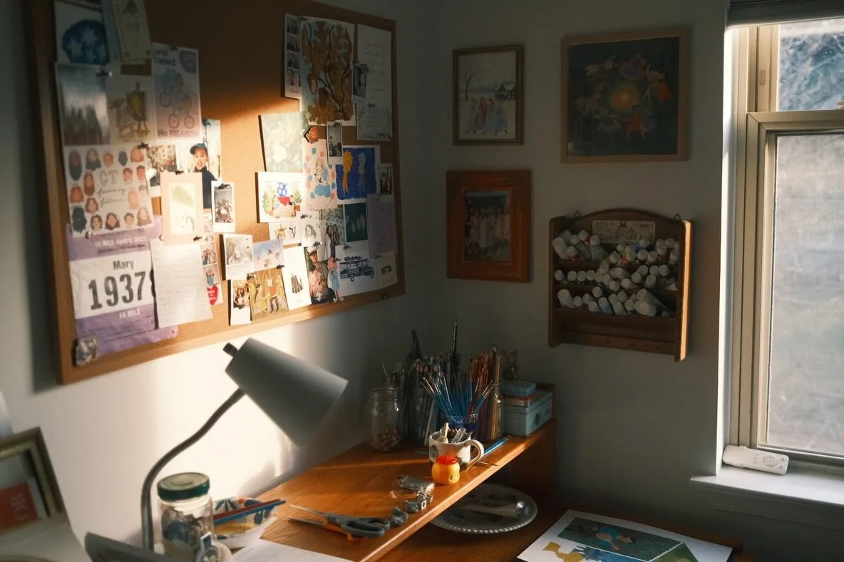 new studio + new studio in the snow + bulletin board close up + cat updates + fb marketplace having audacity + I made this video completely sober