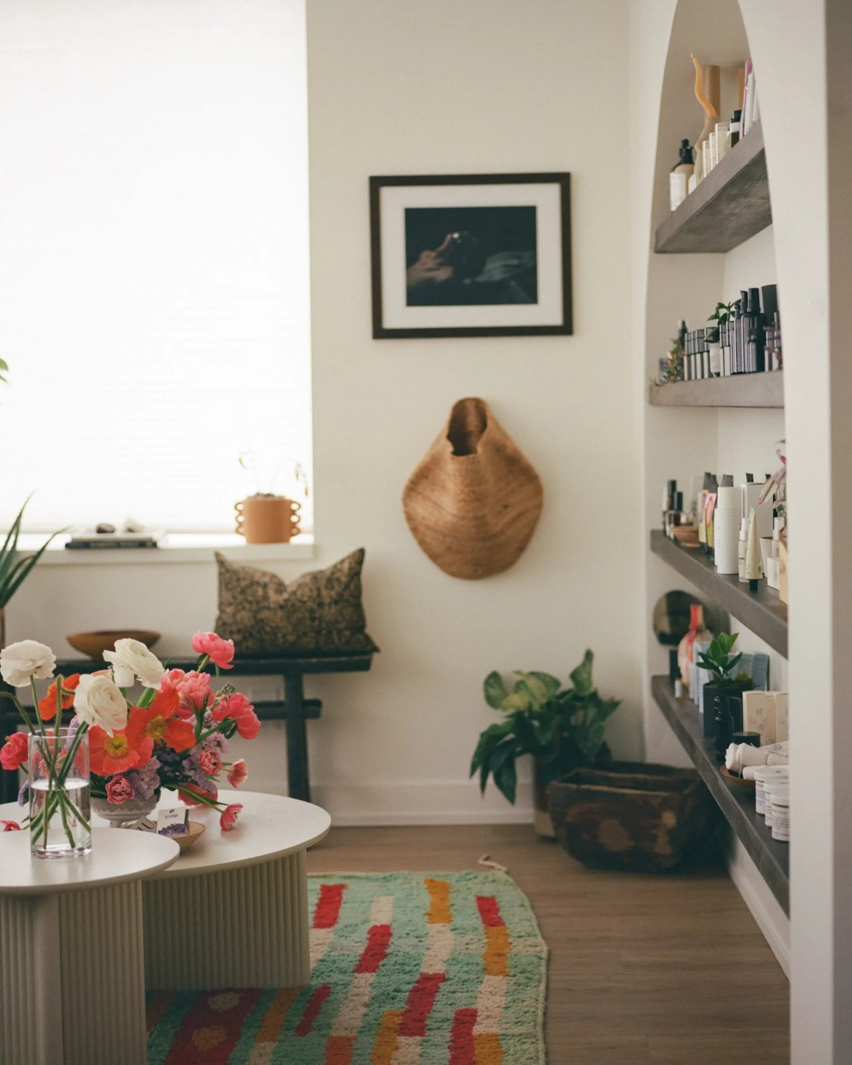 The boho lobby of a Guelph therapy office for ADHD counselling in Ontario