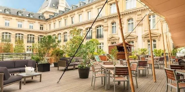 Crowne Plaza Paris Republique Review: Is the Location This Good?