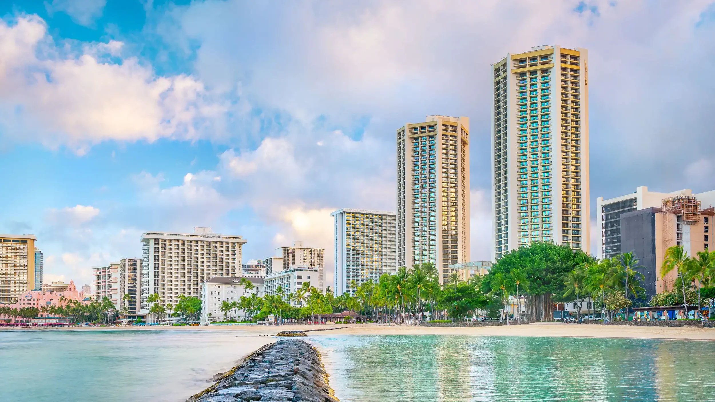 Hyatt Regency Waikiki Beach Review: The Reliable Oahu Hyatt