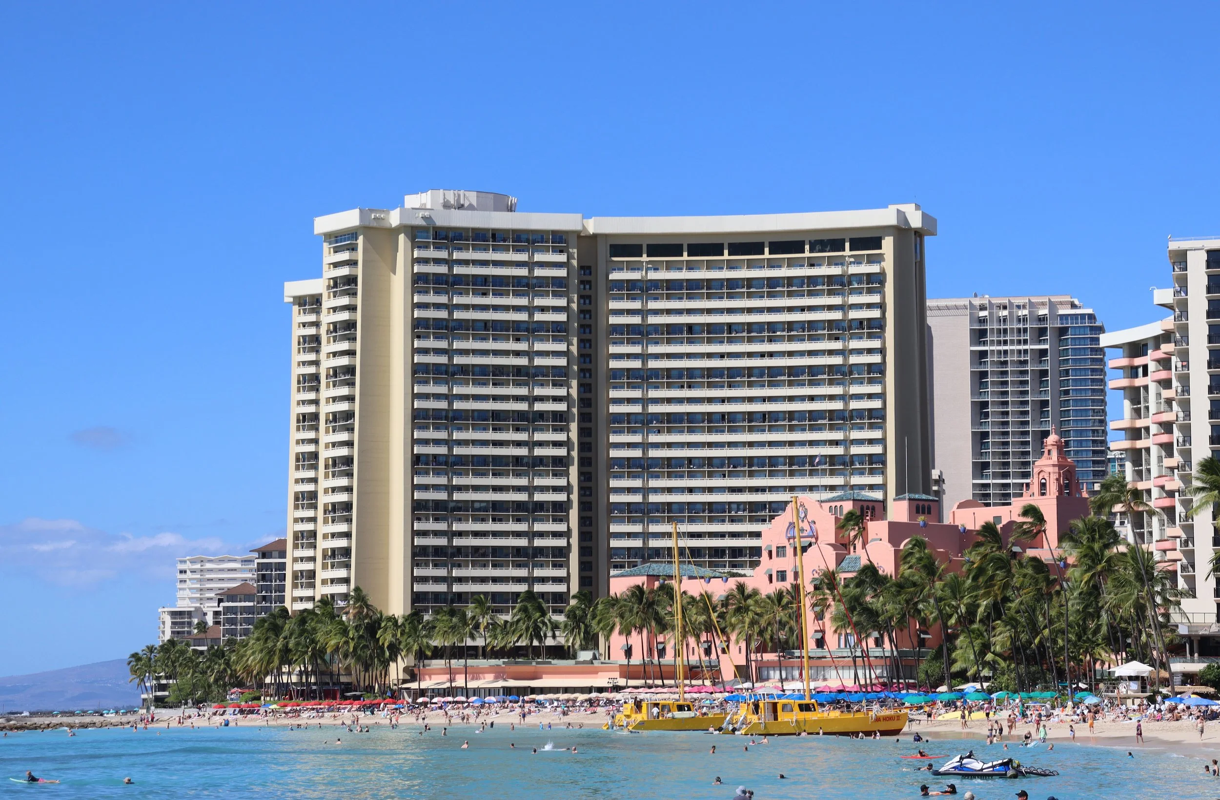 Sheraton Waikiki Review: A $200 Million Beachfront Reset