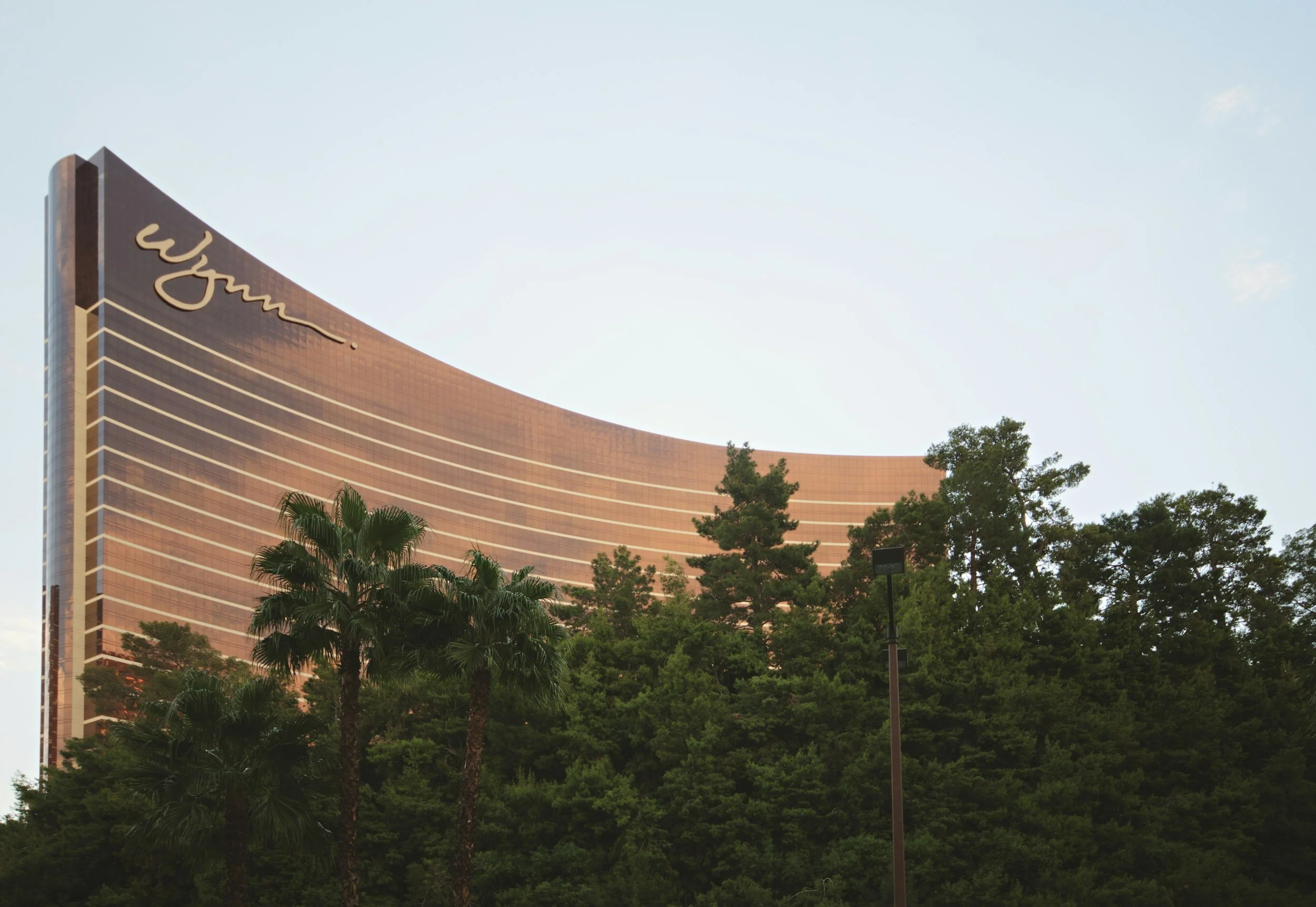 Wynn Las Vegas Tower Suites Review: The Quiet Luxury Corner of the Strip