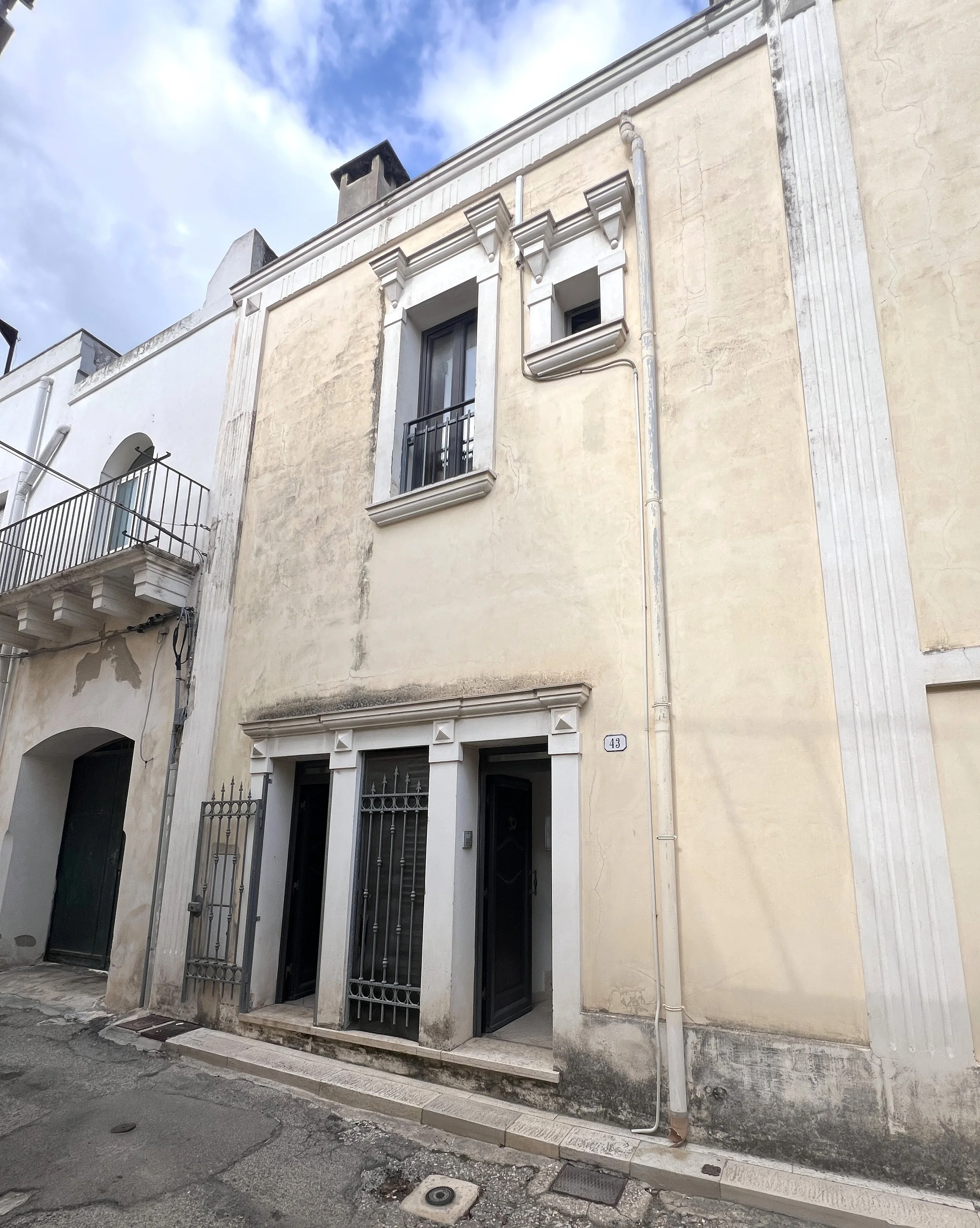 MANDURIA - VIA SCHIAVONI CARISSIMO 38