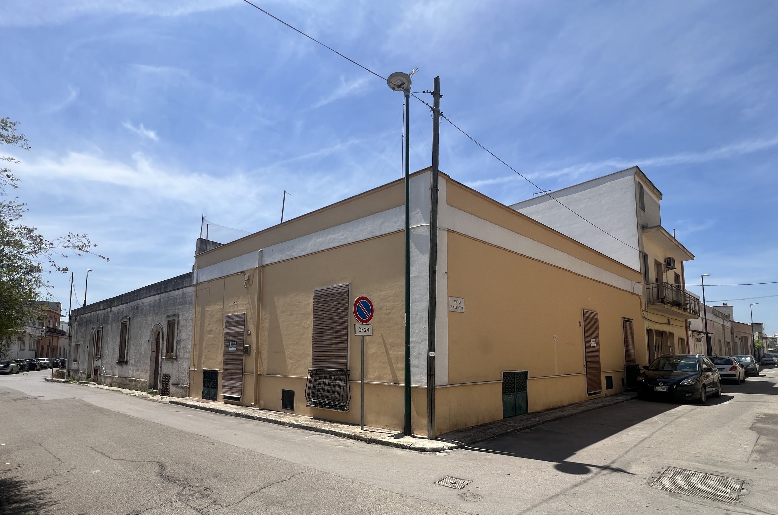 MANDURIA  VICO SALENTO ANGOLO VIA PLUTARCO